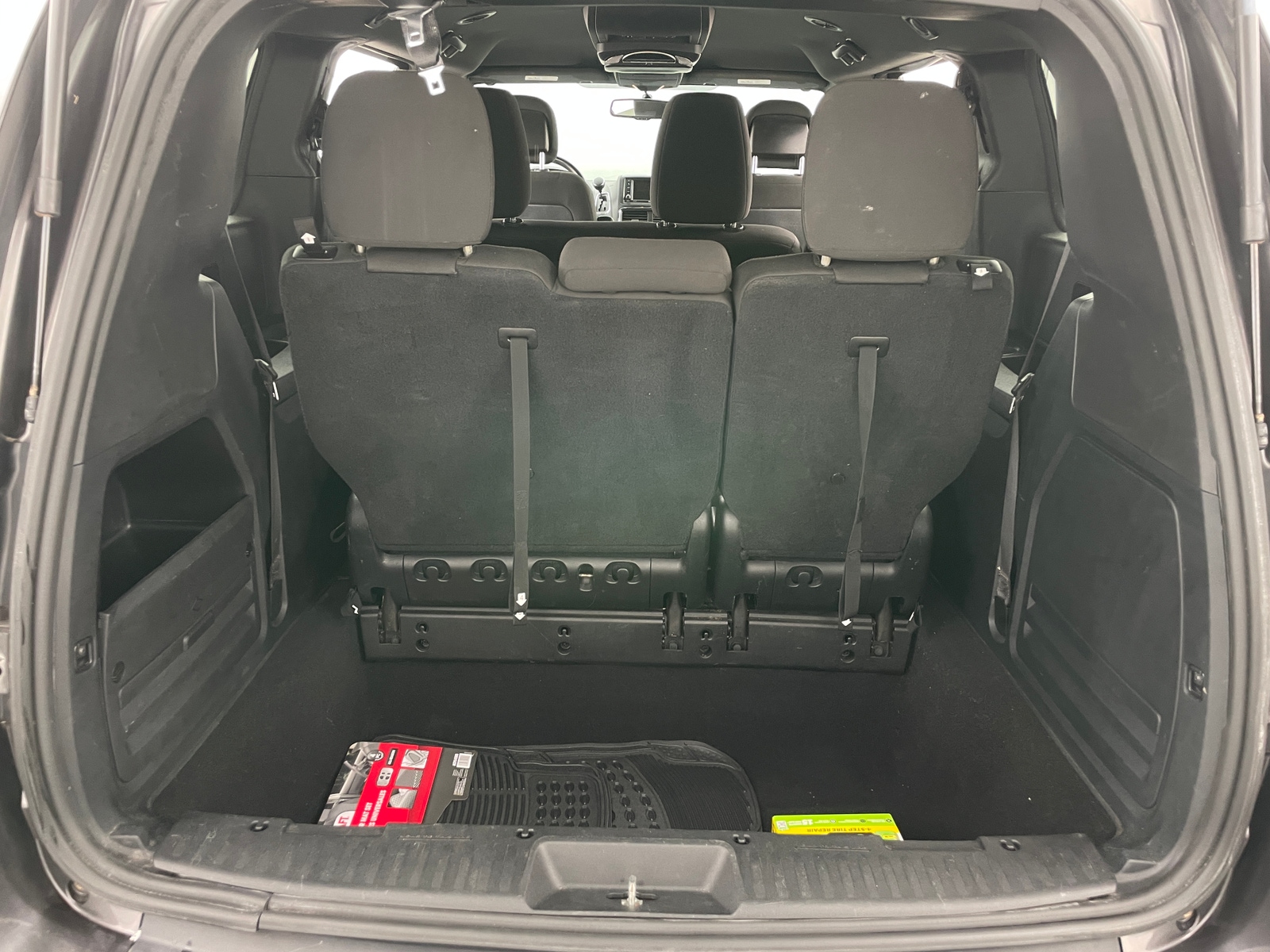 Thumbnail: 2018 Dodge Grand Caravan - 7