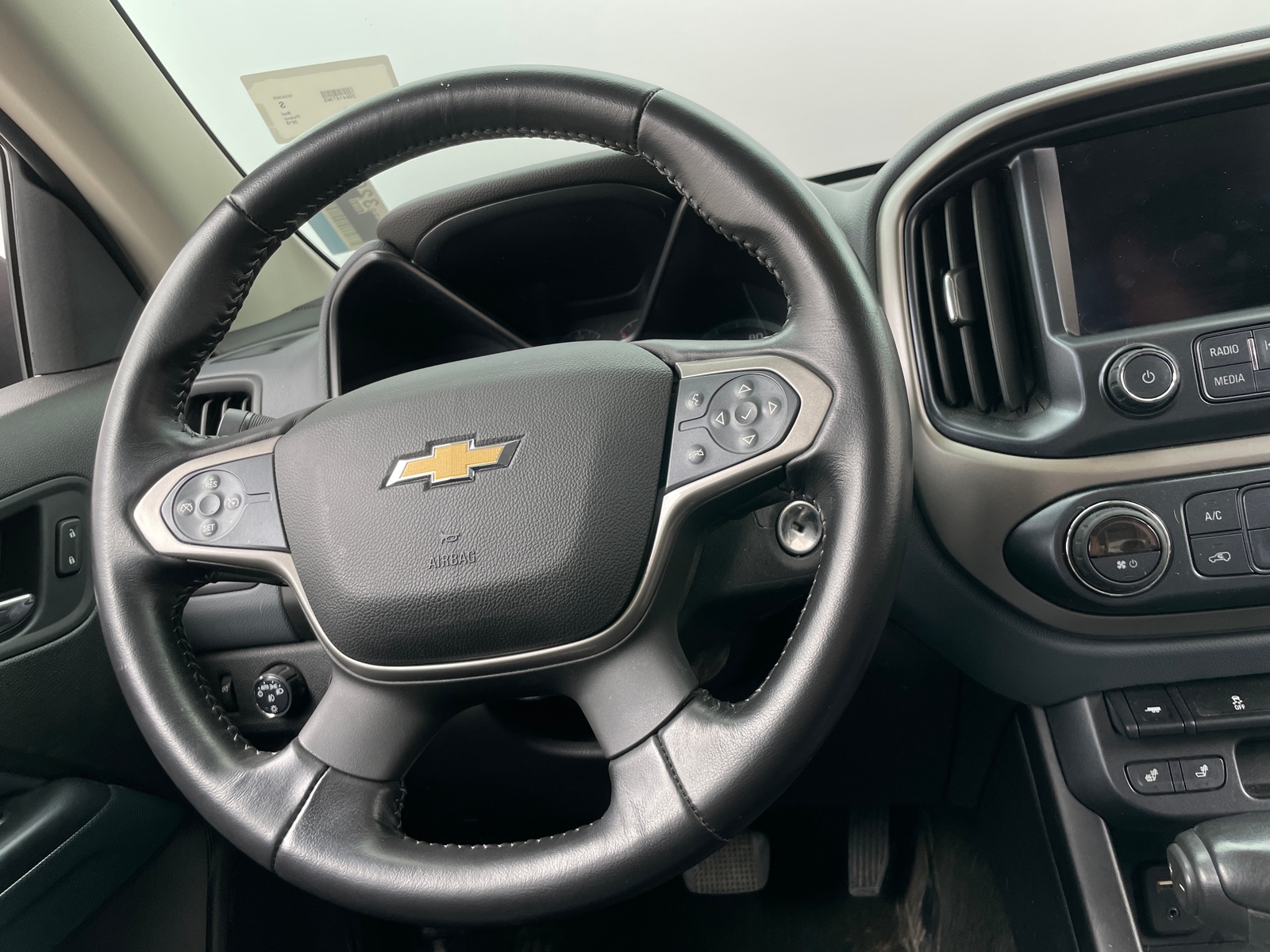 Thumbnail: 2018 Chevrolet Colorado - 4