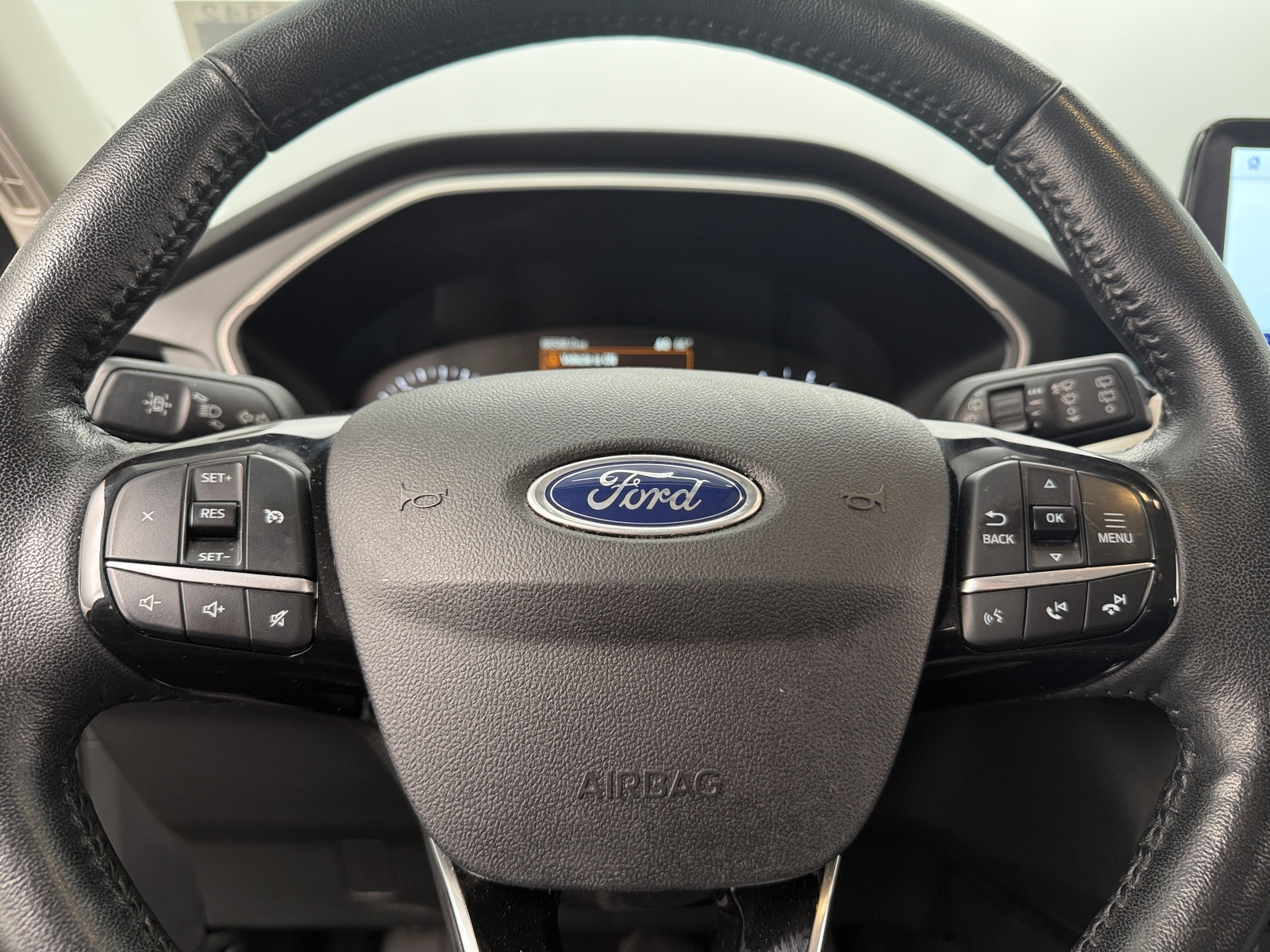 Thumbnail: 2021 Ford Escape - 5