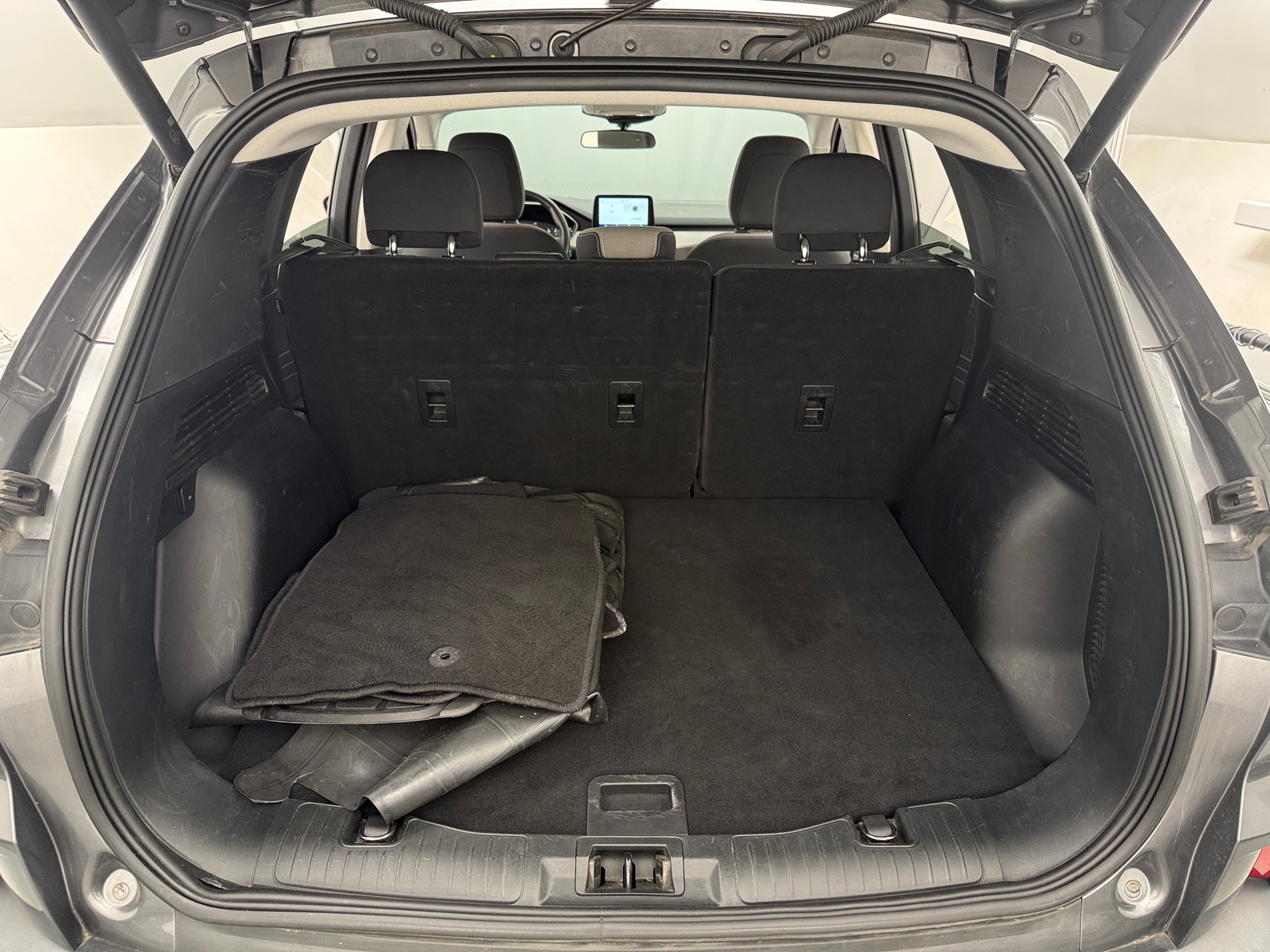 Thumbnail: 2021 Ford Escape - 7