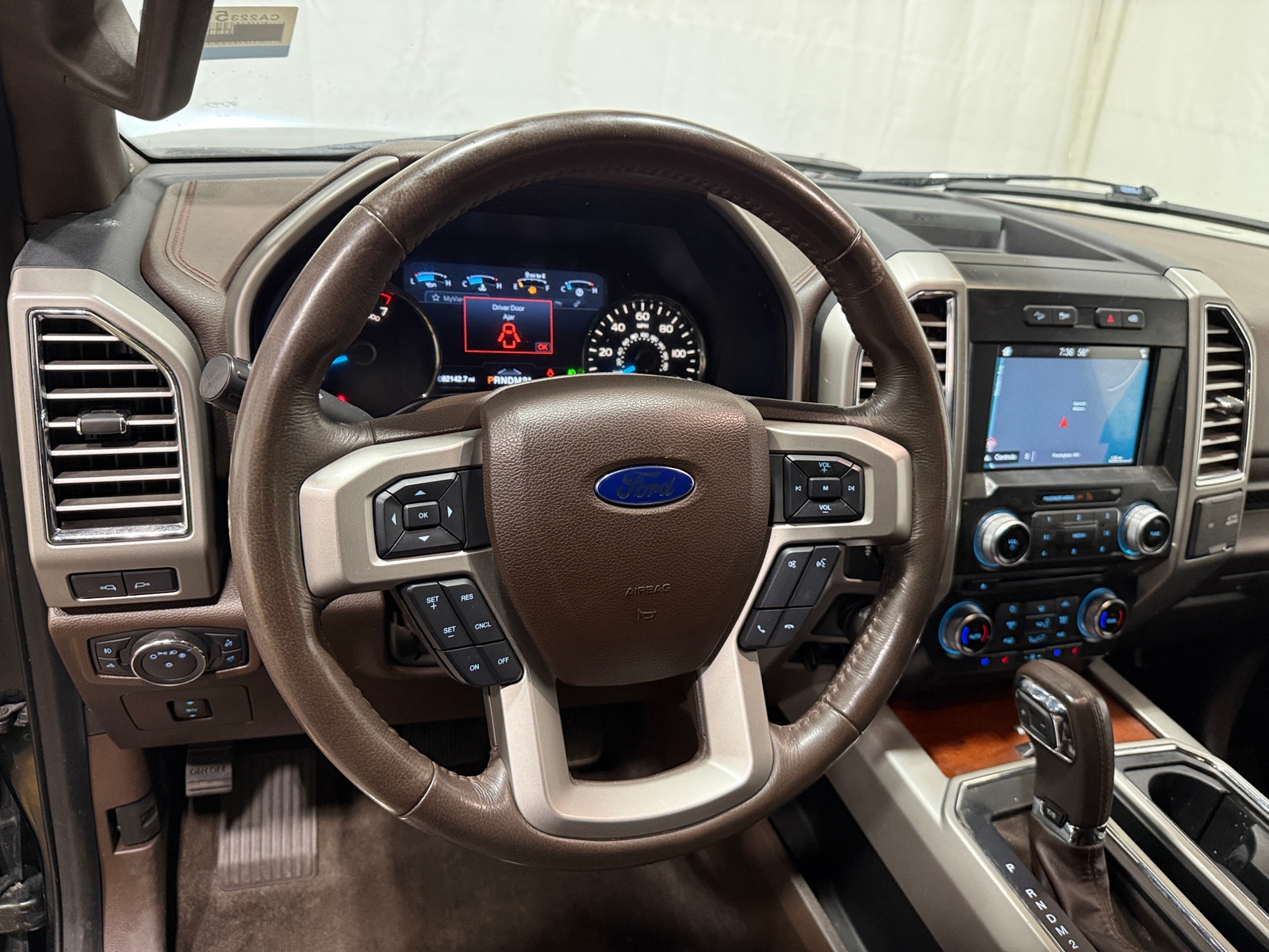 Thumbnail: 2016 Ford Econoline - 4