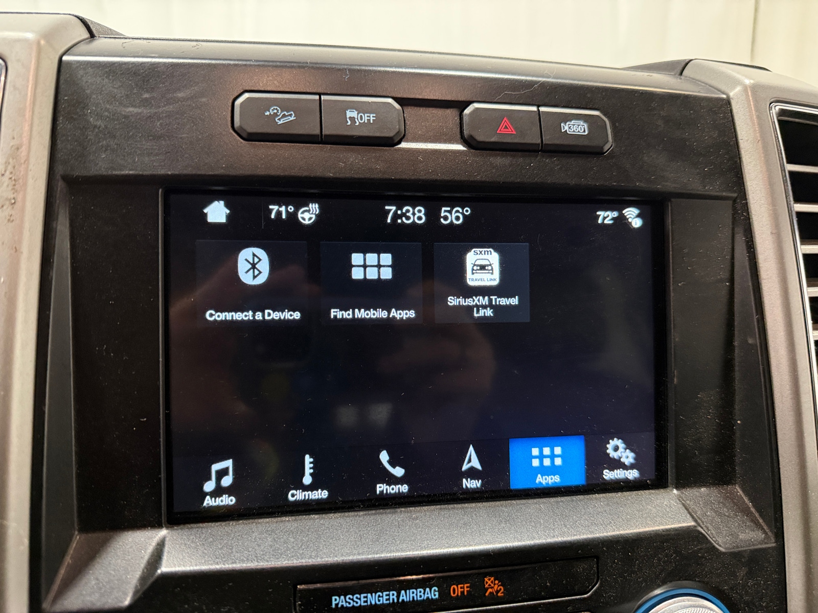 Thumbnail: 2016 Ford Econoline - 3