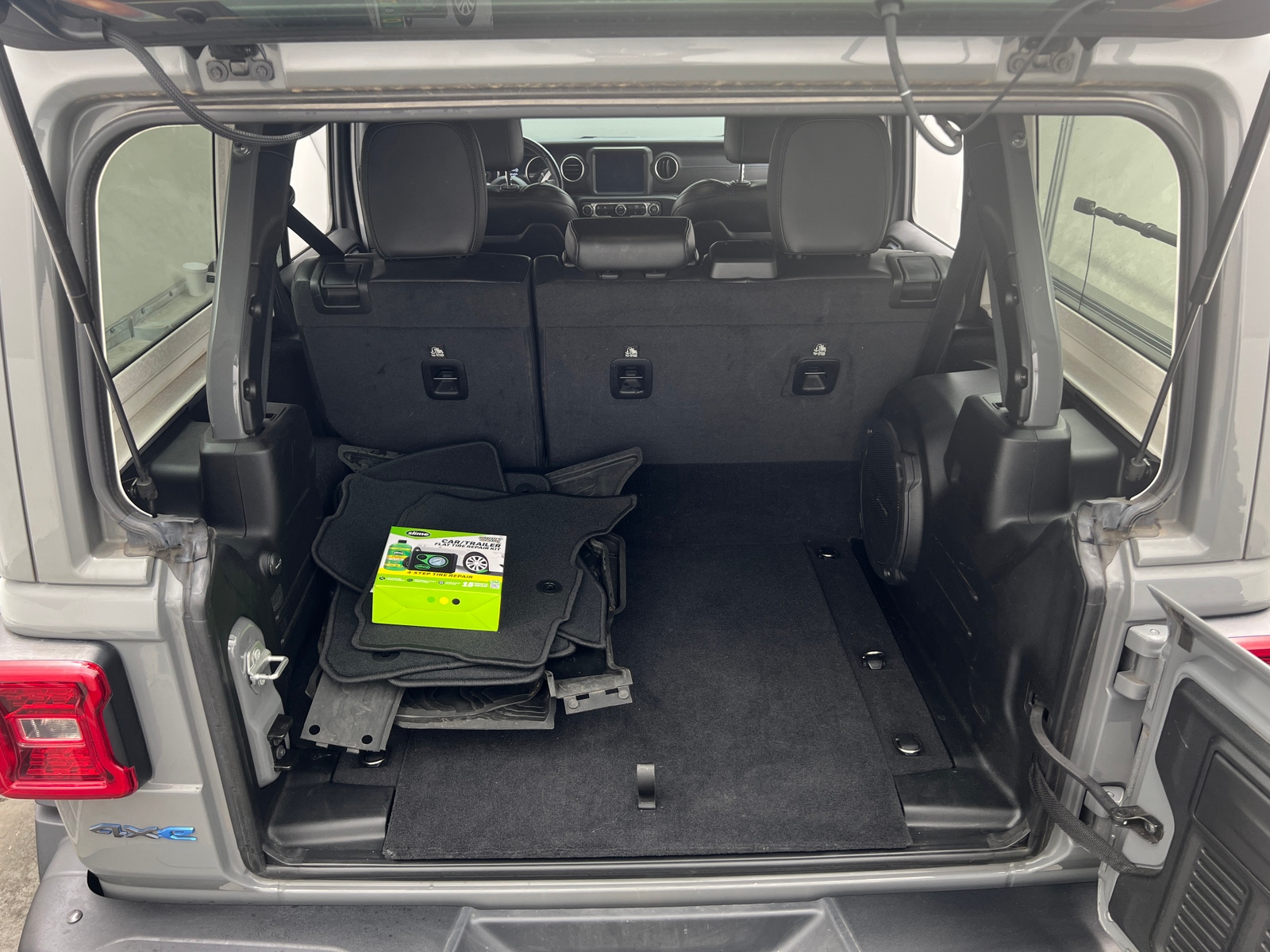 Thumbnail: 2021 Jeep Wrangler - 7