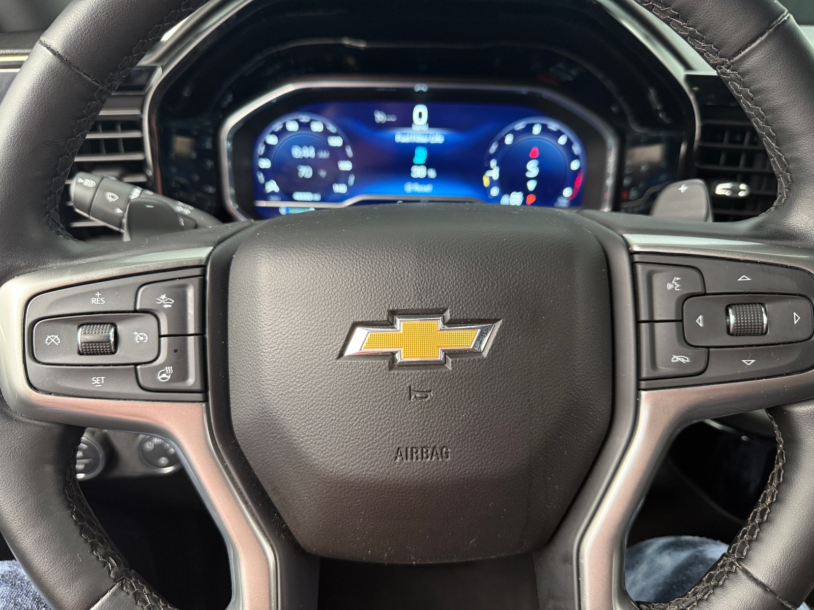 Thumbnail: 2023 Chevrolet Silverado 1500 - 5