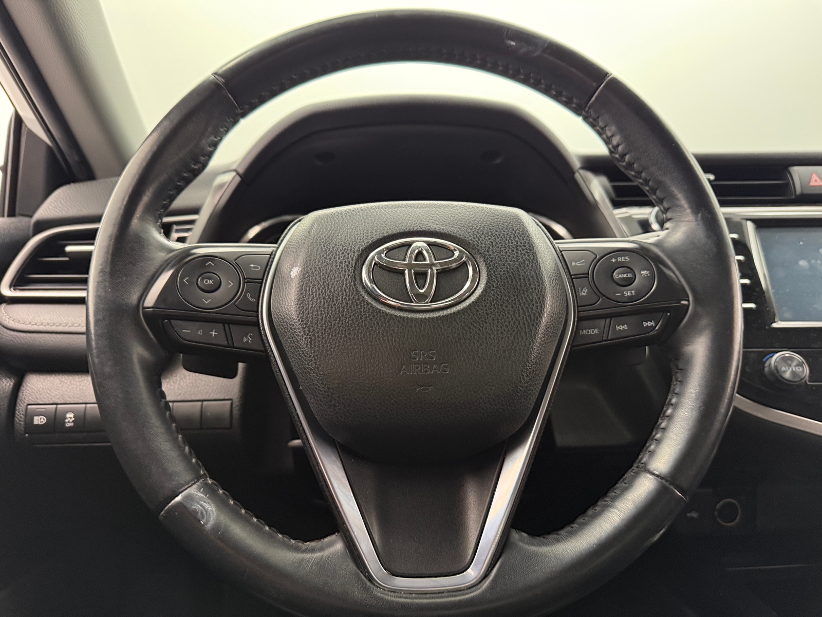 Thumbnail: 2020 Toyota Camry - 4