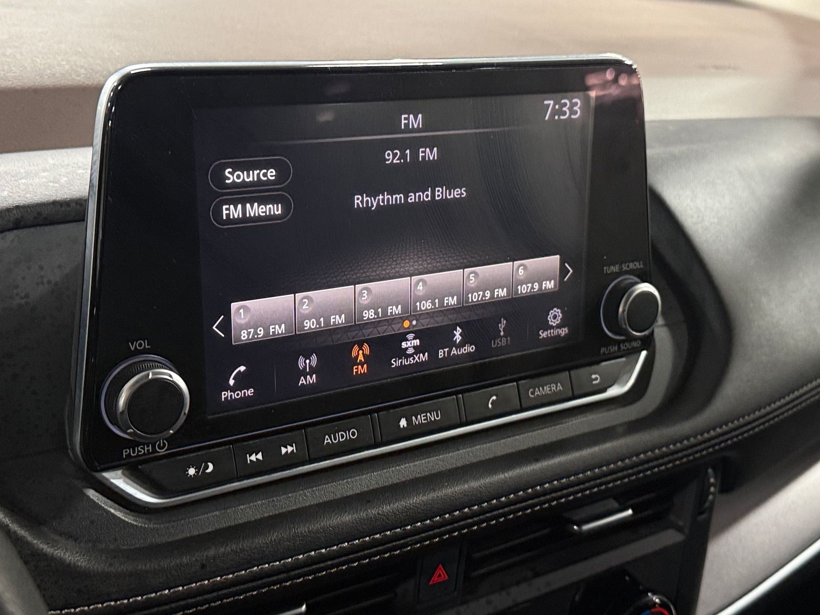 Thumbnail: 2023 Nissan Rogue - 4