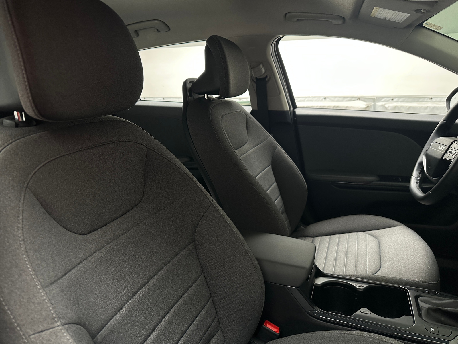 Thumbnail: 2025 Kia K4 - 2