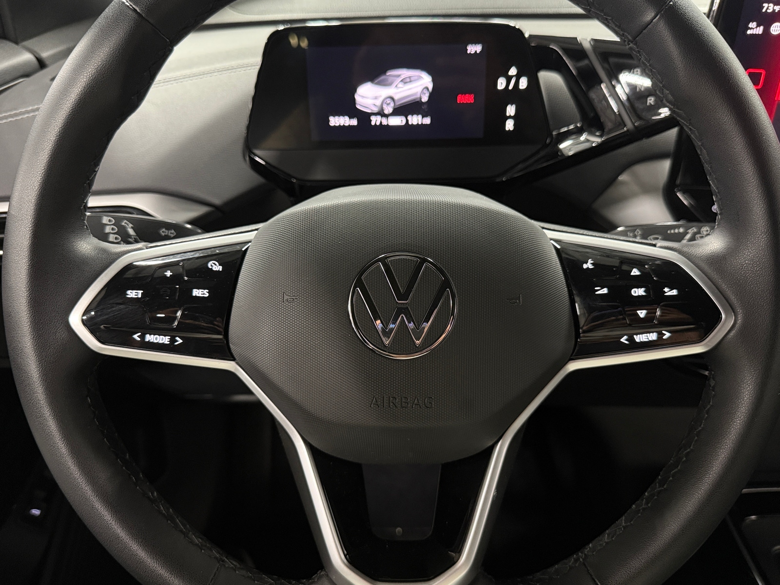 Thumbnail: 2023 Volkswagen ID.4 - 4