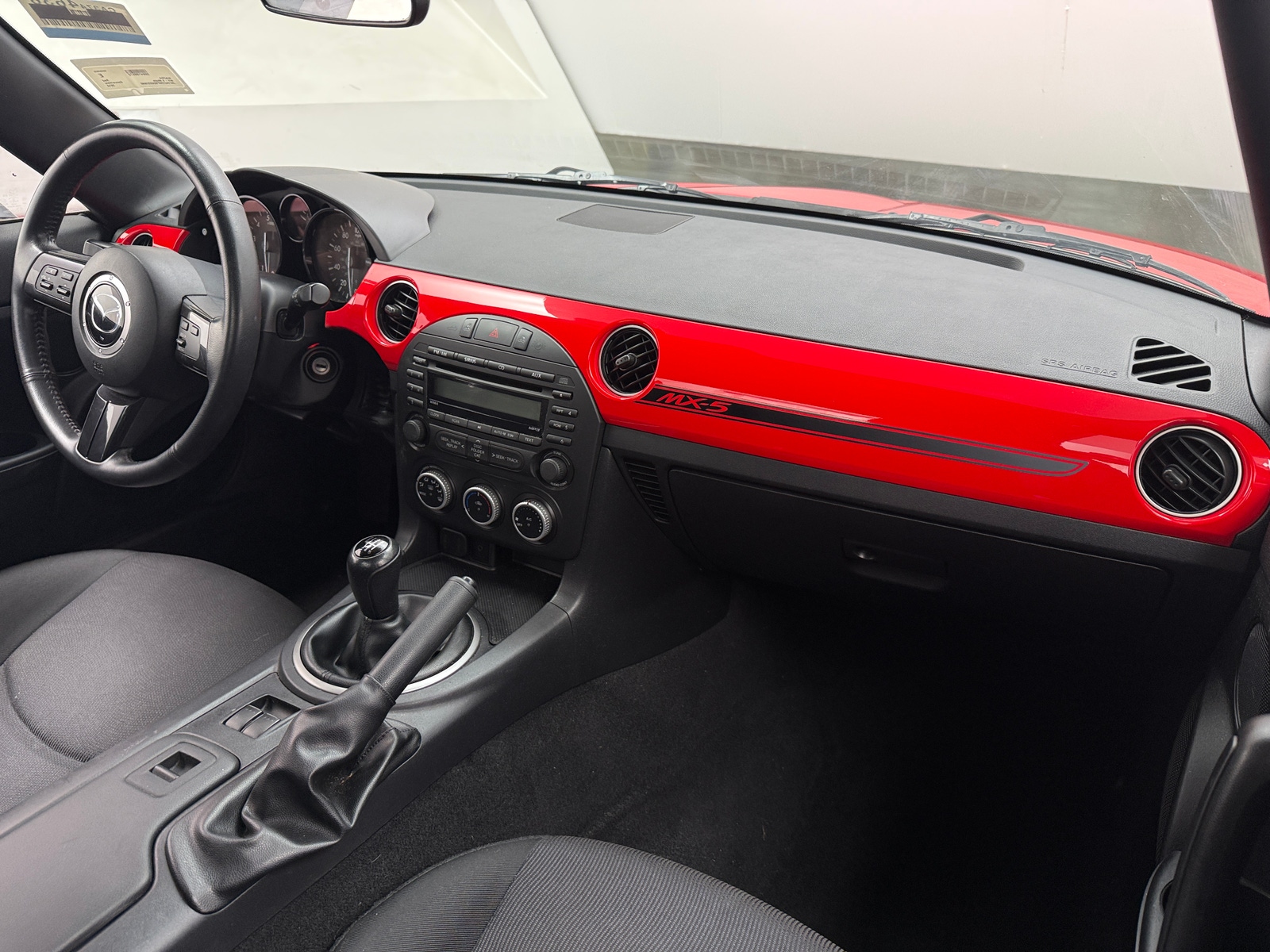 Thumbnail: 2013 Mazda MX-5 Miata - 3