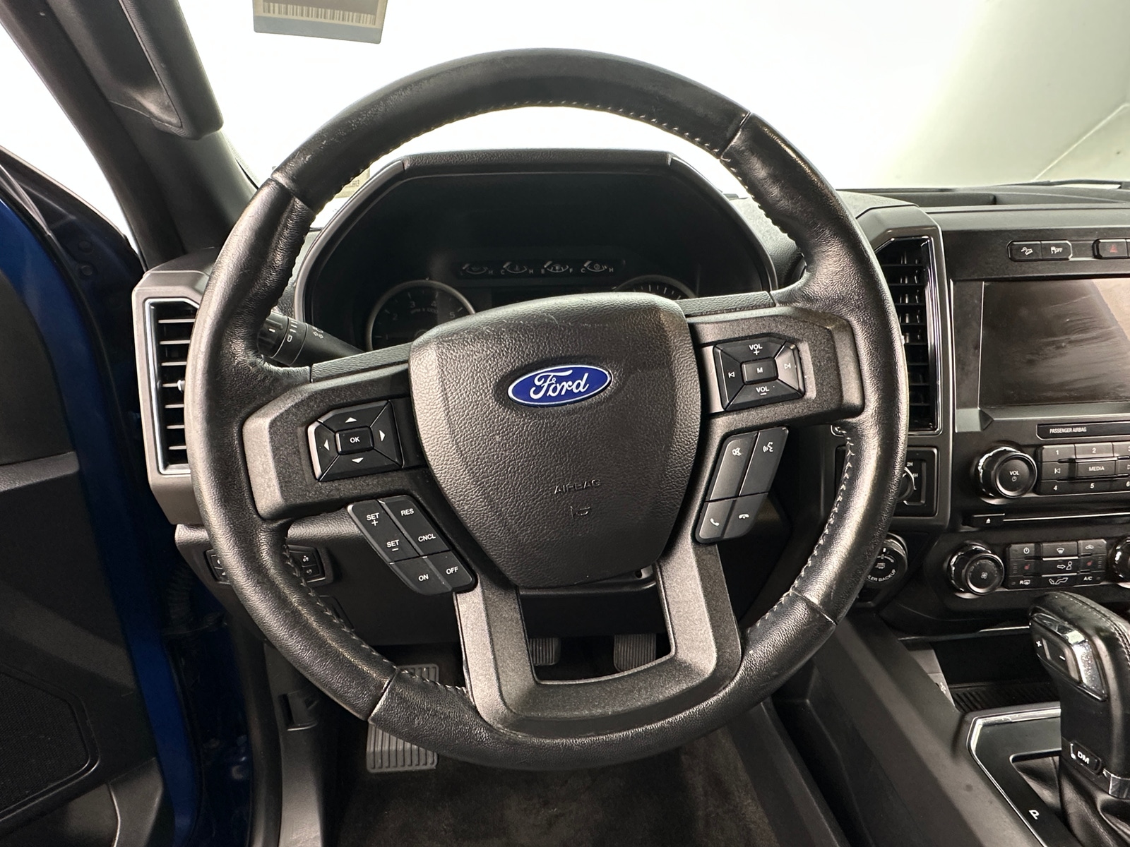 Thumbnail: 2018 Ford Econoline - 5