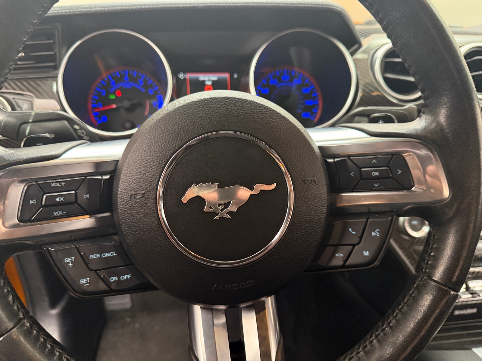 Thumbnail: 2018 Ford Mustang - 3