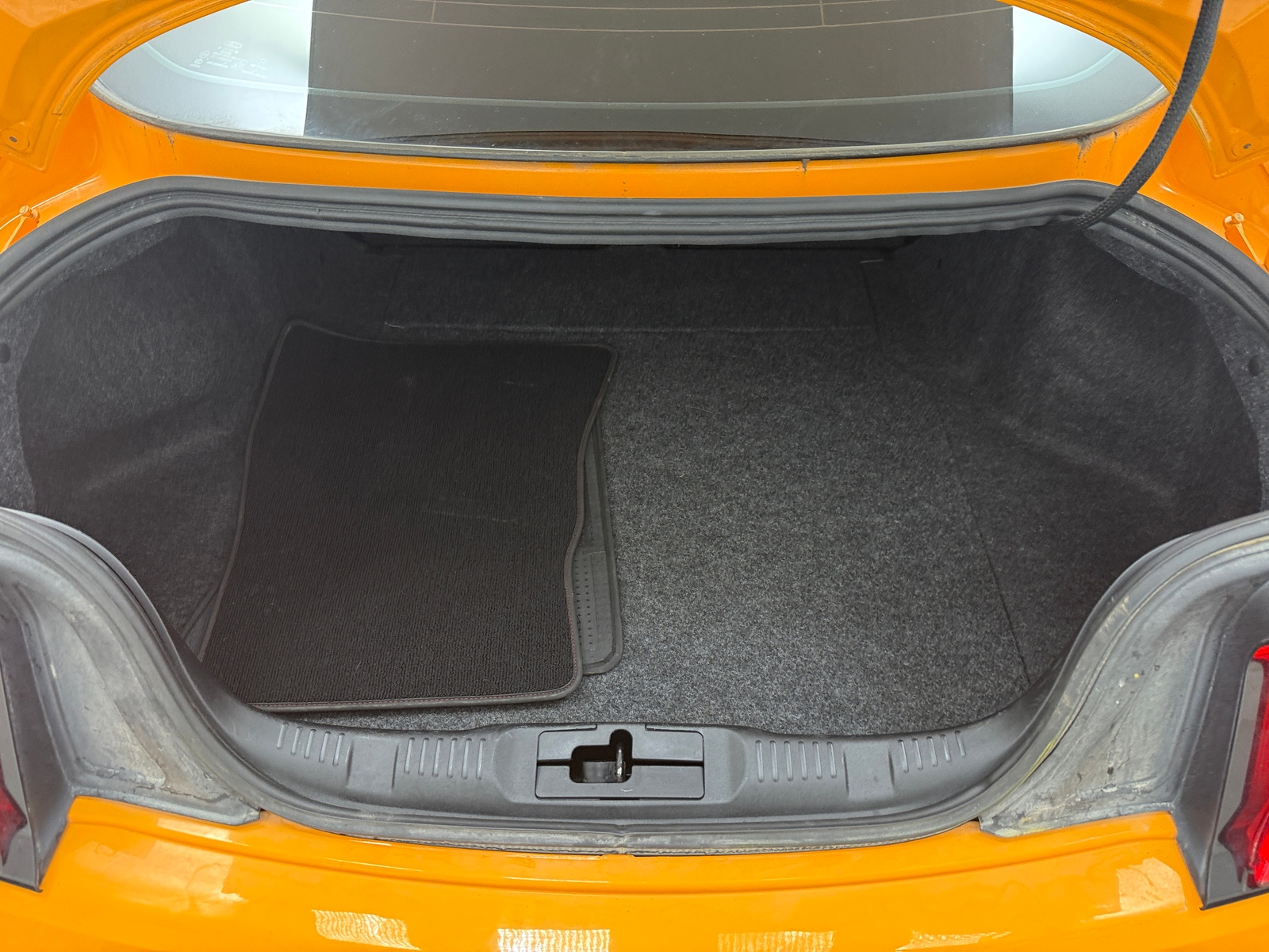 Thumbnail: 2018 Ford Mustang - 4