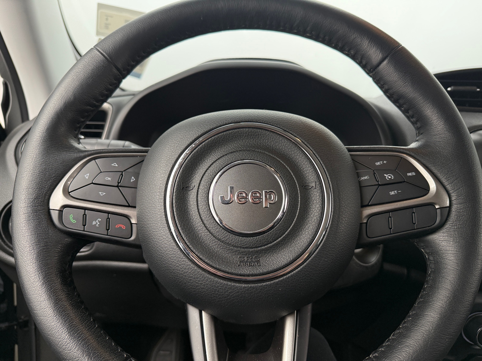 Thumbnail: 2021 Jeep Renegade - 4