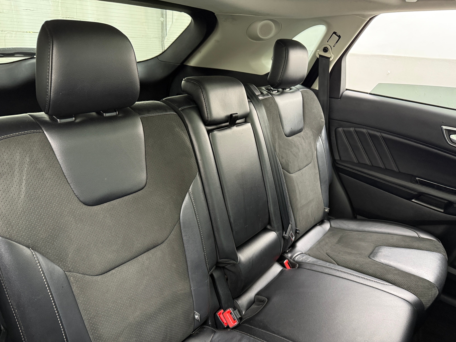 Thumbnail: 2016 Ford Edge - 5