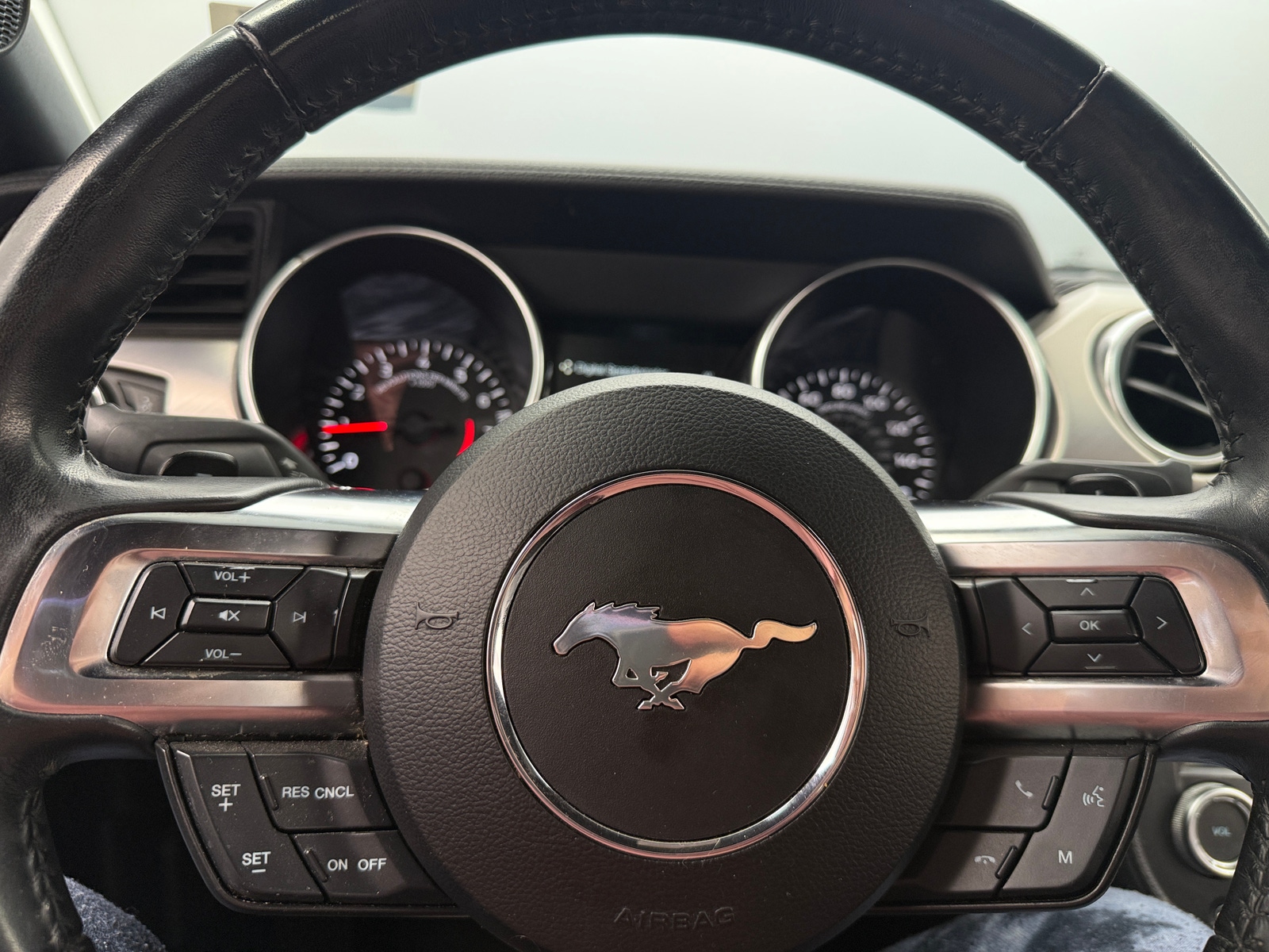 Thumbnail: 2020 Ford Mustang - 4