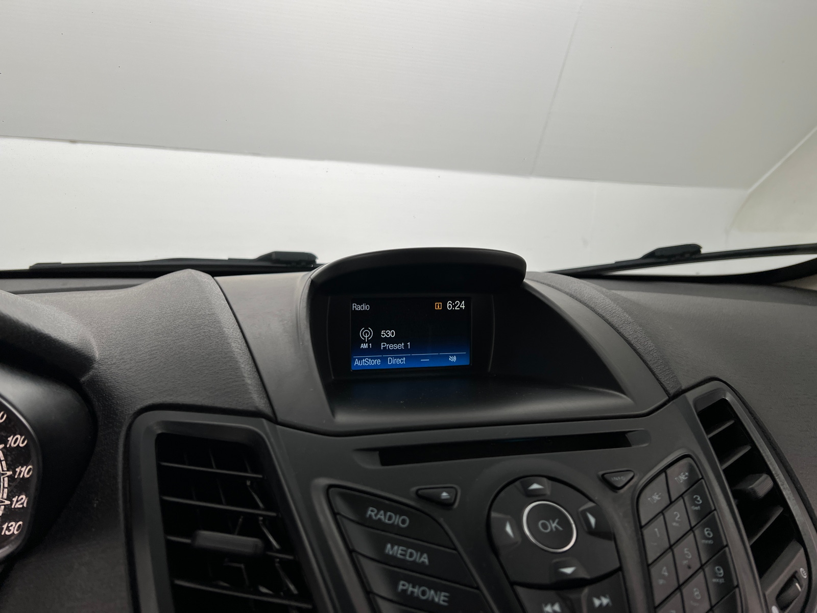 Thumbnail: 2018 Ford Fiesta - 4