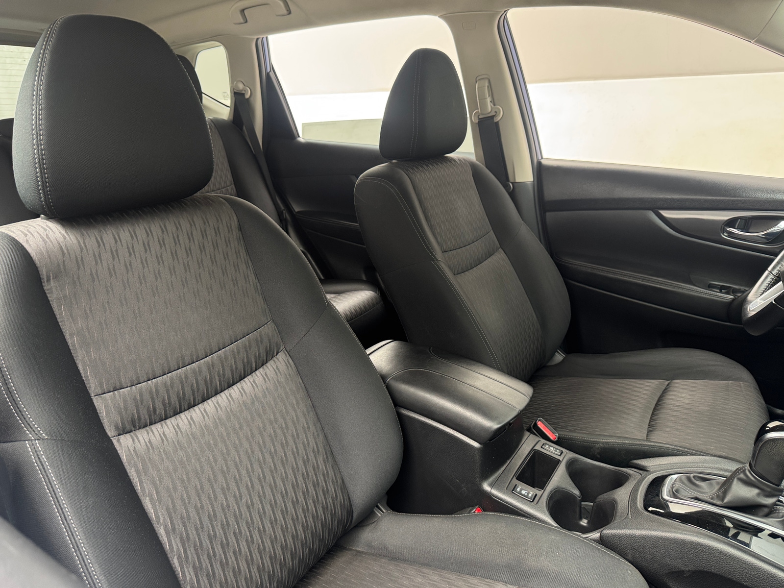 Thumbnail: 2020 Nissan Rogue - 2