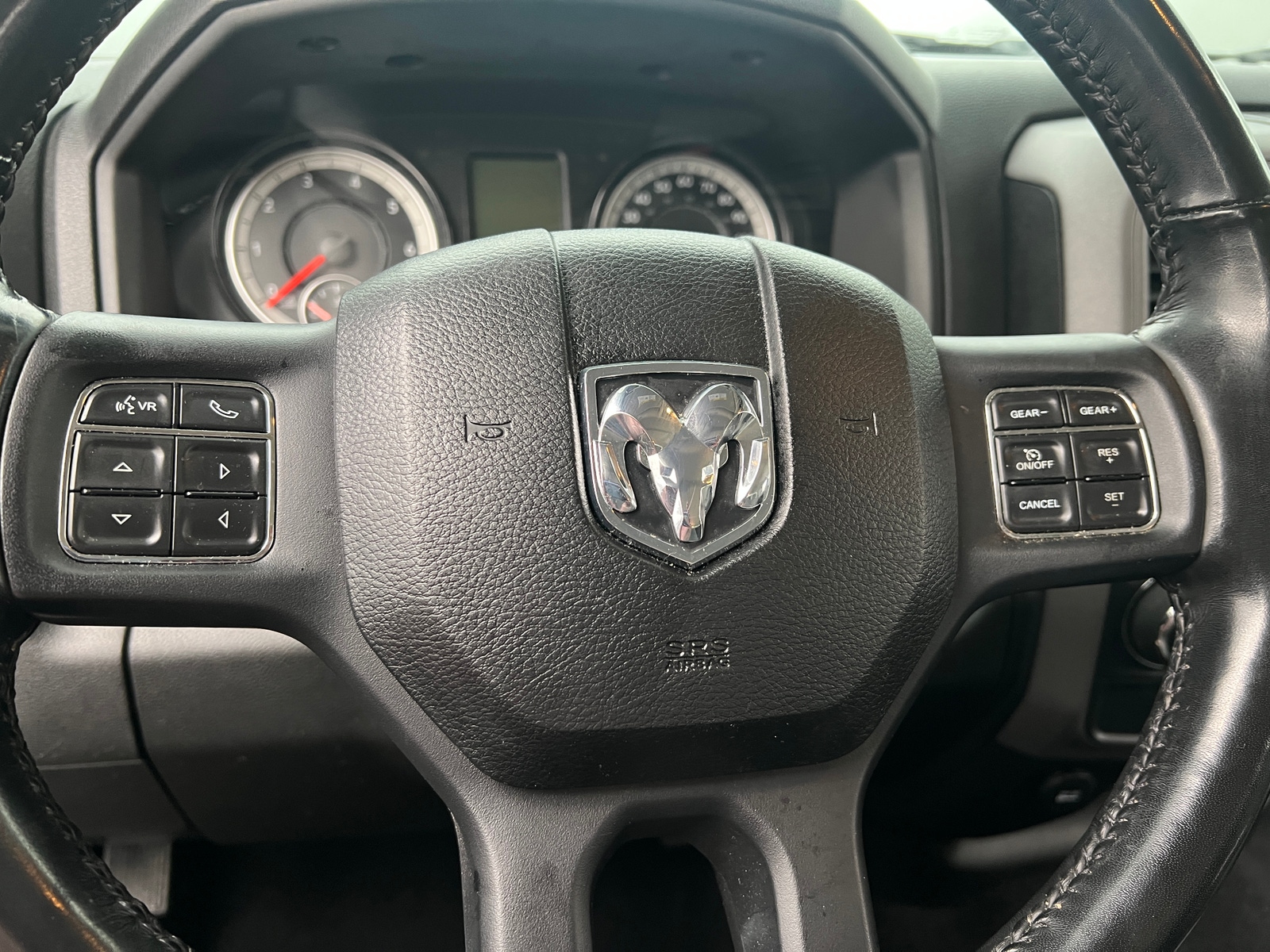 Thumbnail: 2021 RAM 1500 Classic - 5