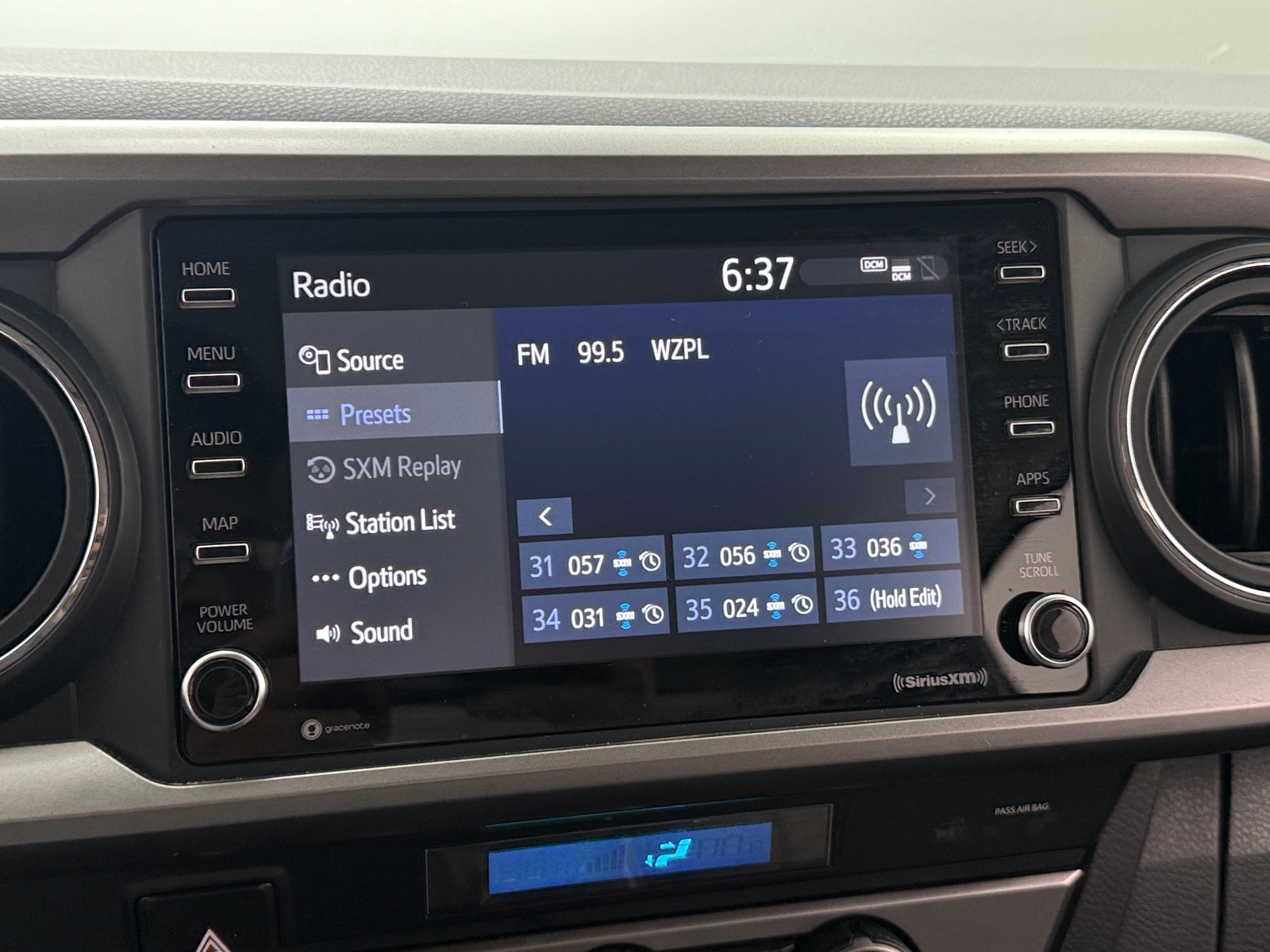 Thumbnail: 2022 Toyota Tacoma - 4