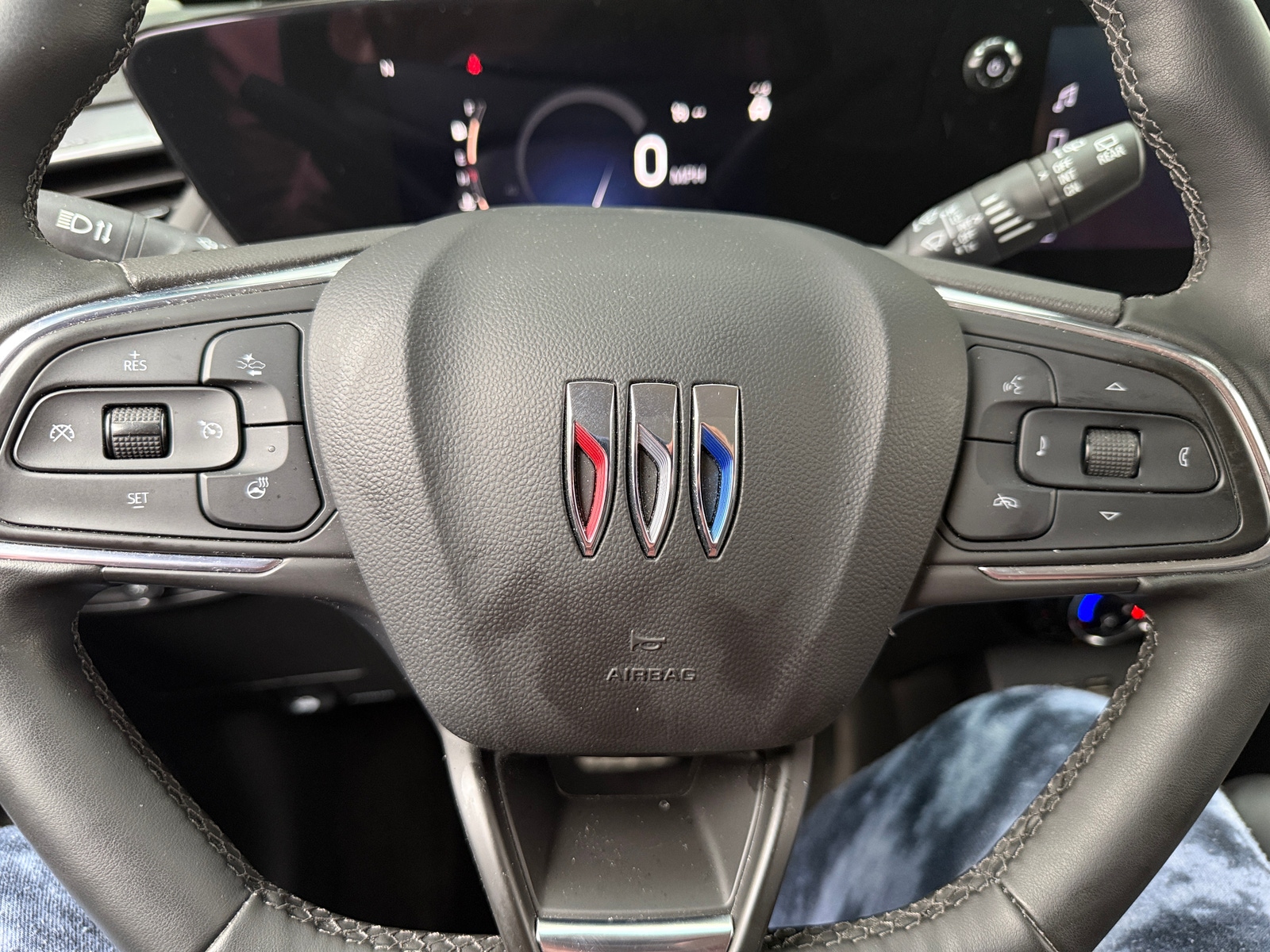 Thumbnail: 2024 Buick Encore GX - 5