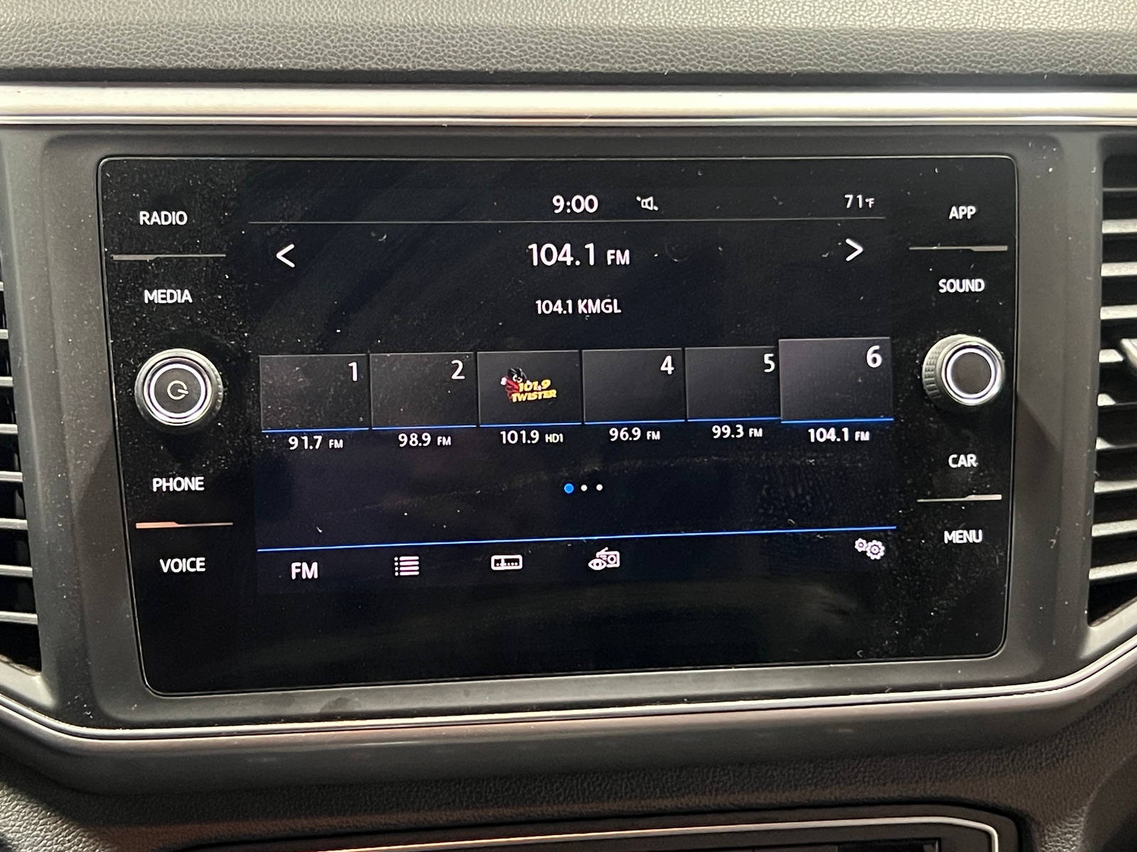 Thumbnail: 2019 Volkswagen Atlas - 3