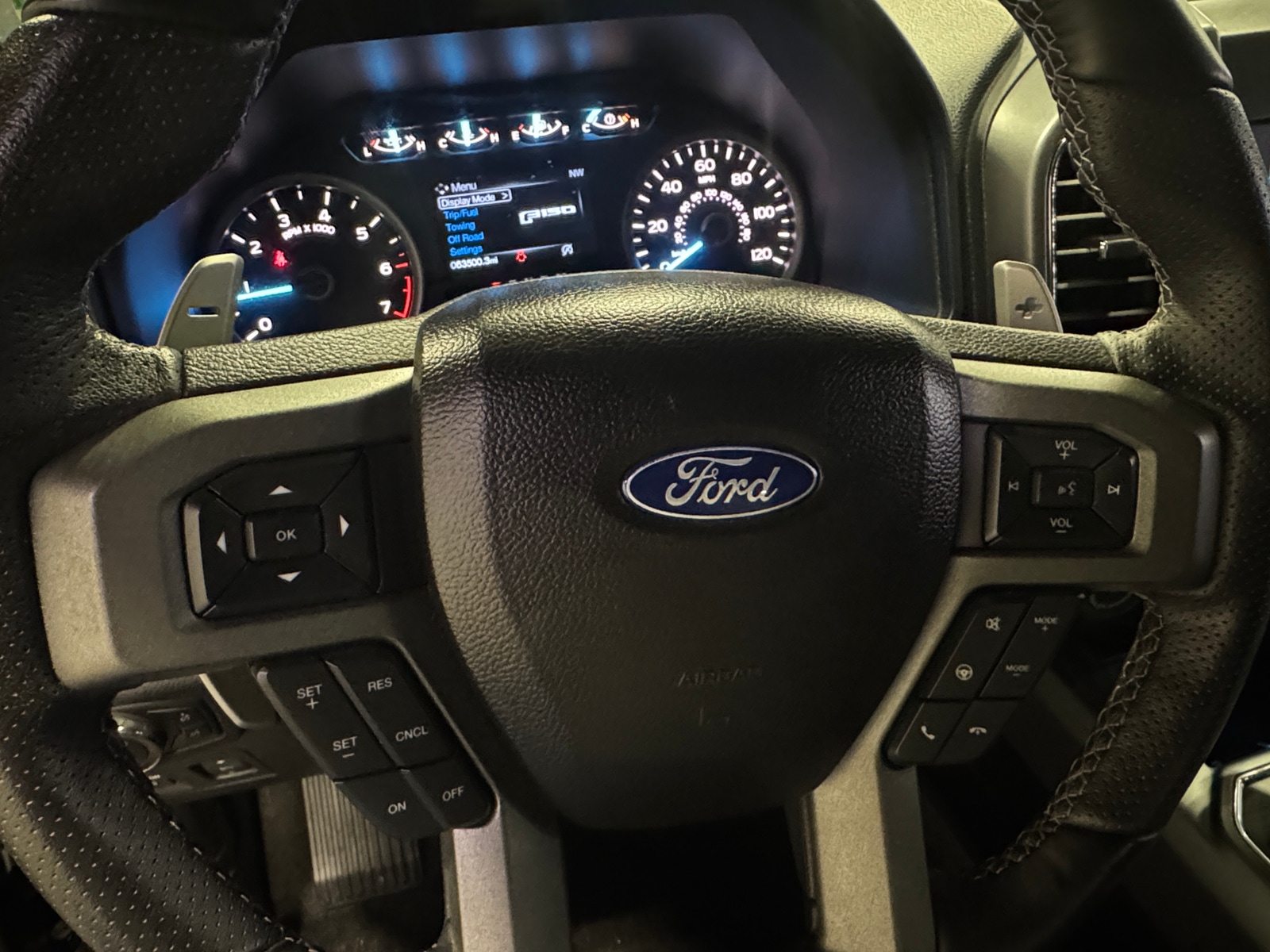 Thumbnail: 2018 Ford Econoline - 5