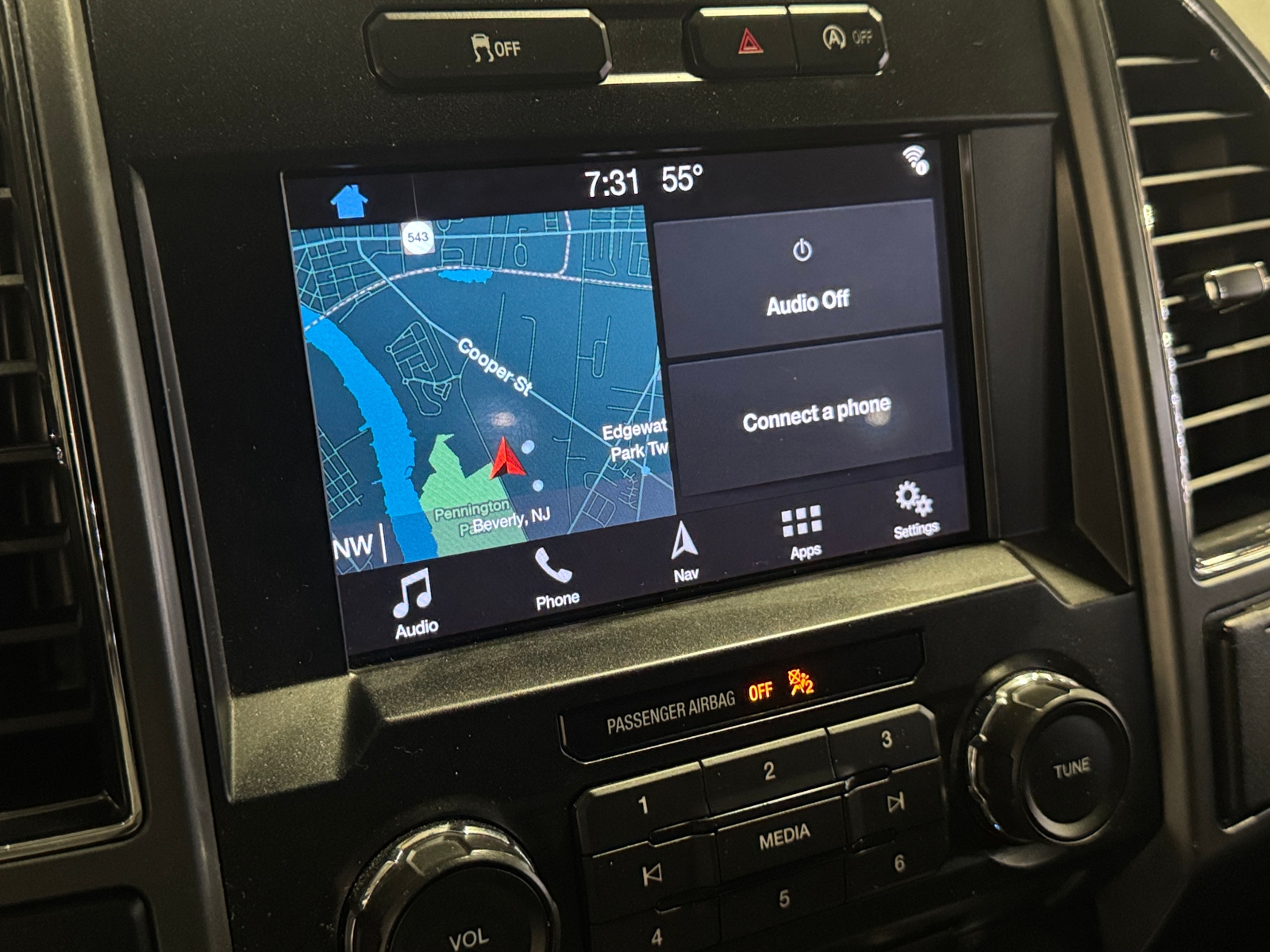 Thumbnail: 2018 Ford Econoline - 4