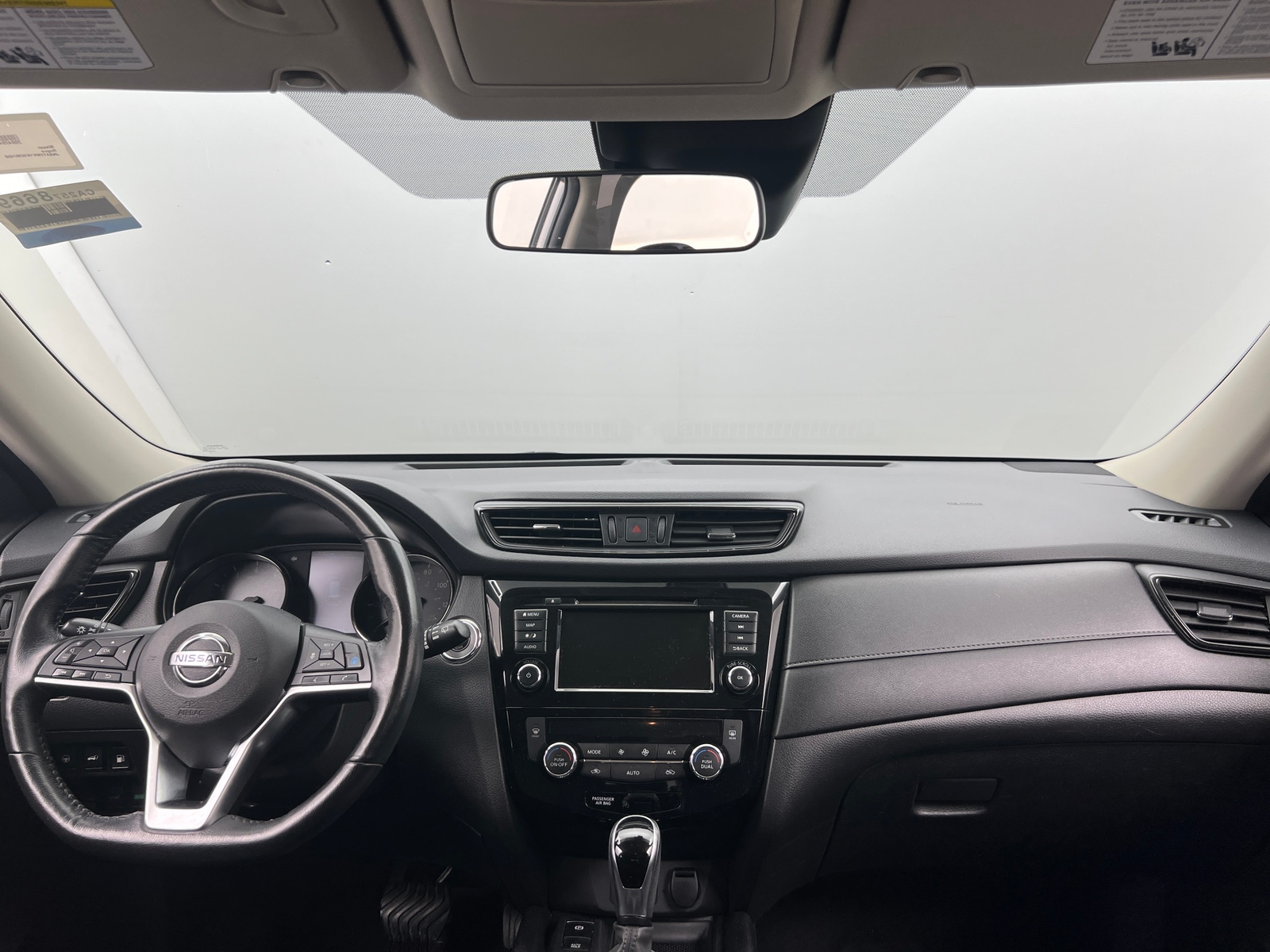 Thumbnail: 2019 Nissan Rogue - 3