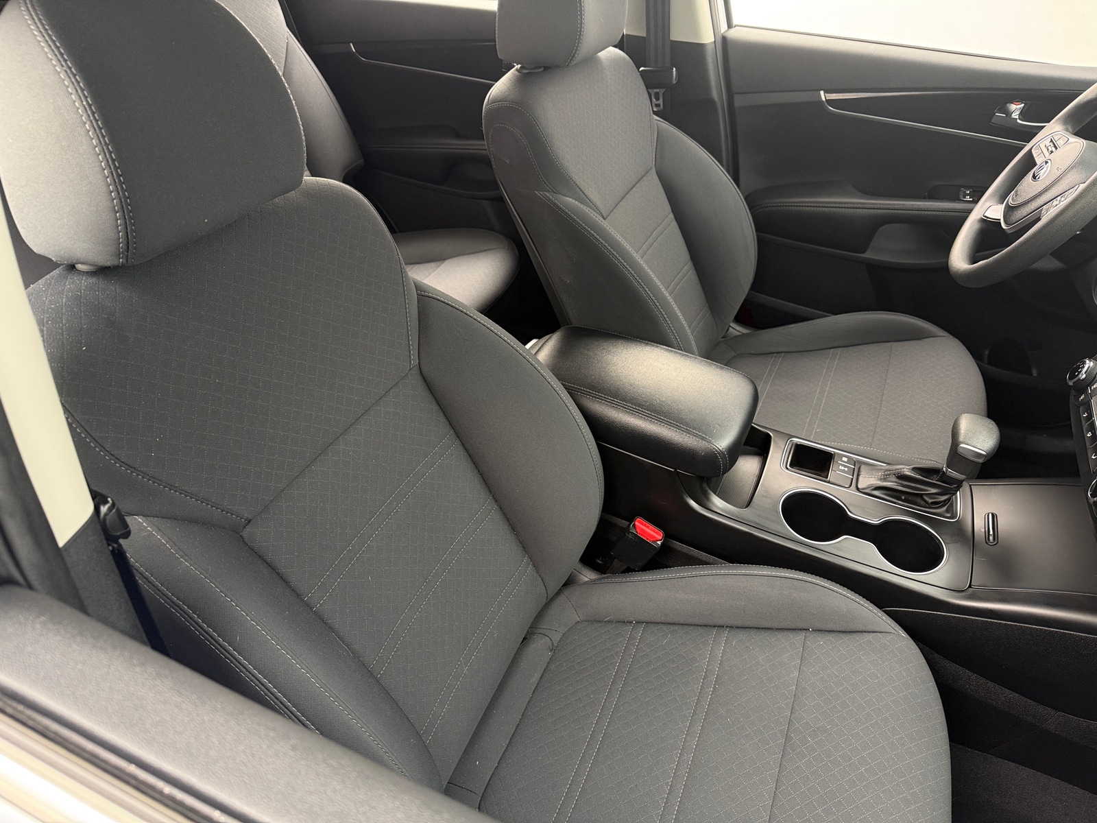 Thumbnail: 2019 Kia Sorento - 2