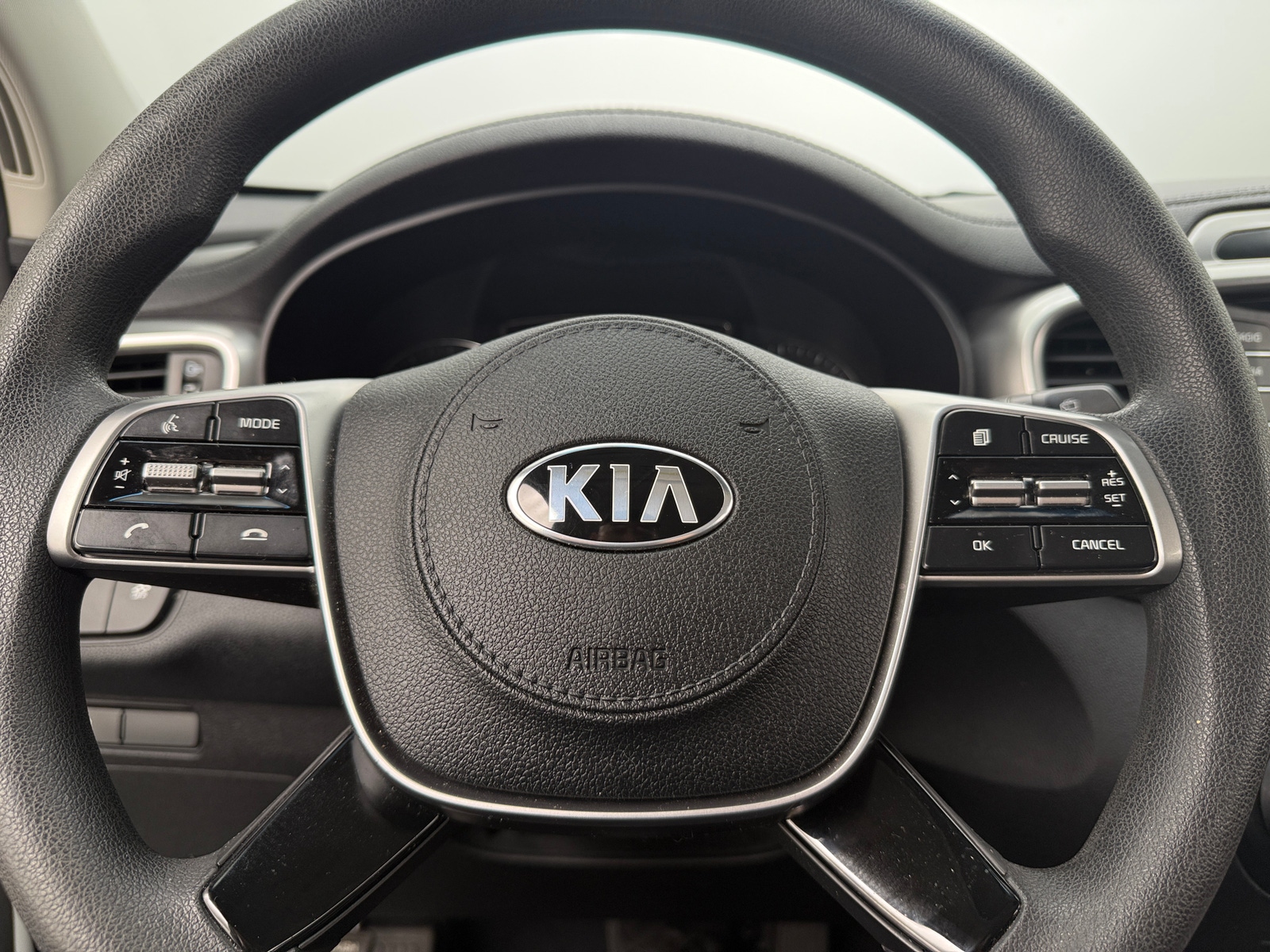Thumbnail: 2019 Kia Sorento - 5