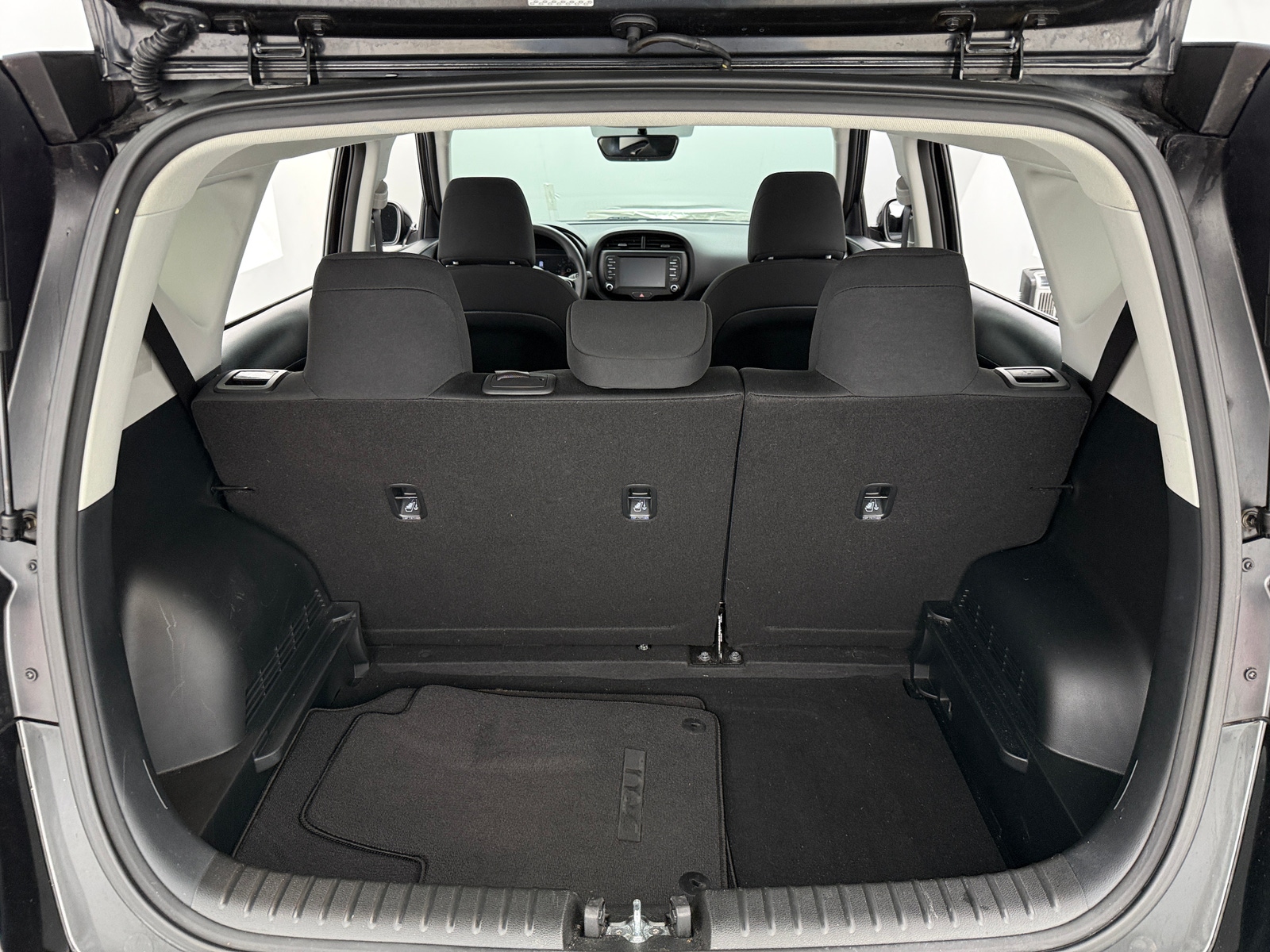 Thumbnail: 2021 Kia Soul - 7