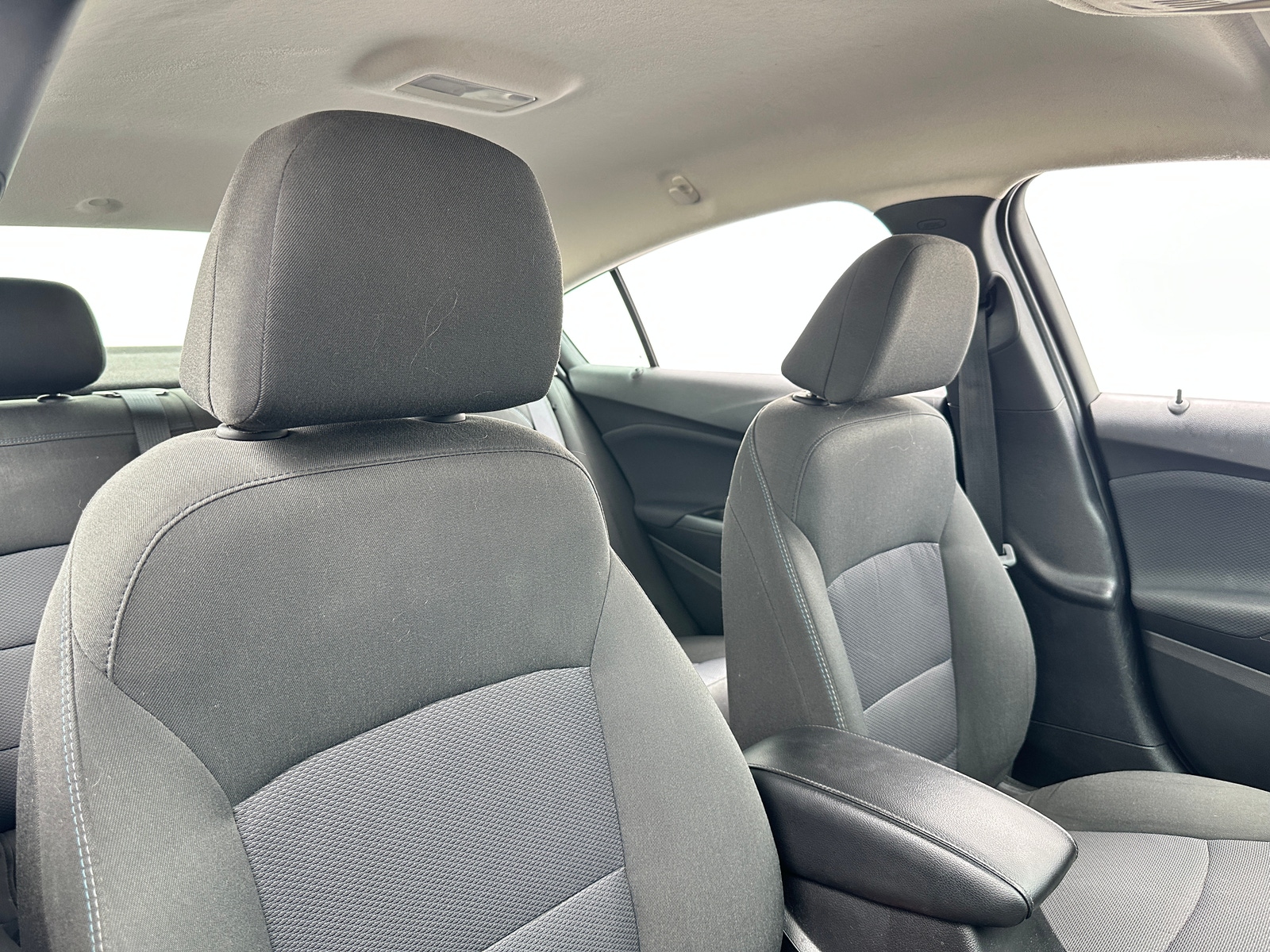 Thumbnail: 2018 Chevrolet Cruze - 2