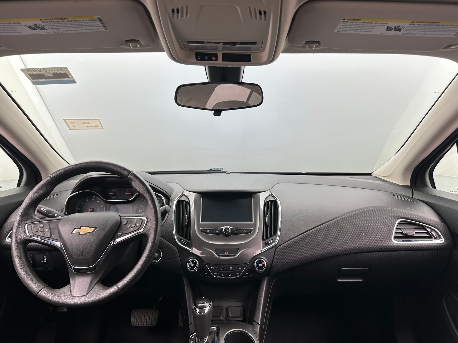 Thumbnail: 2018 Chevrolet Cruze - 3