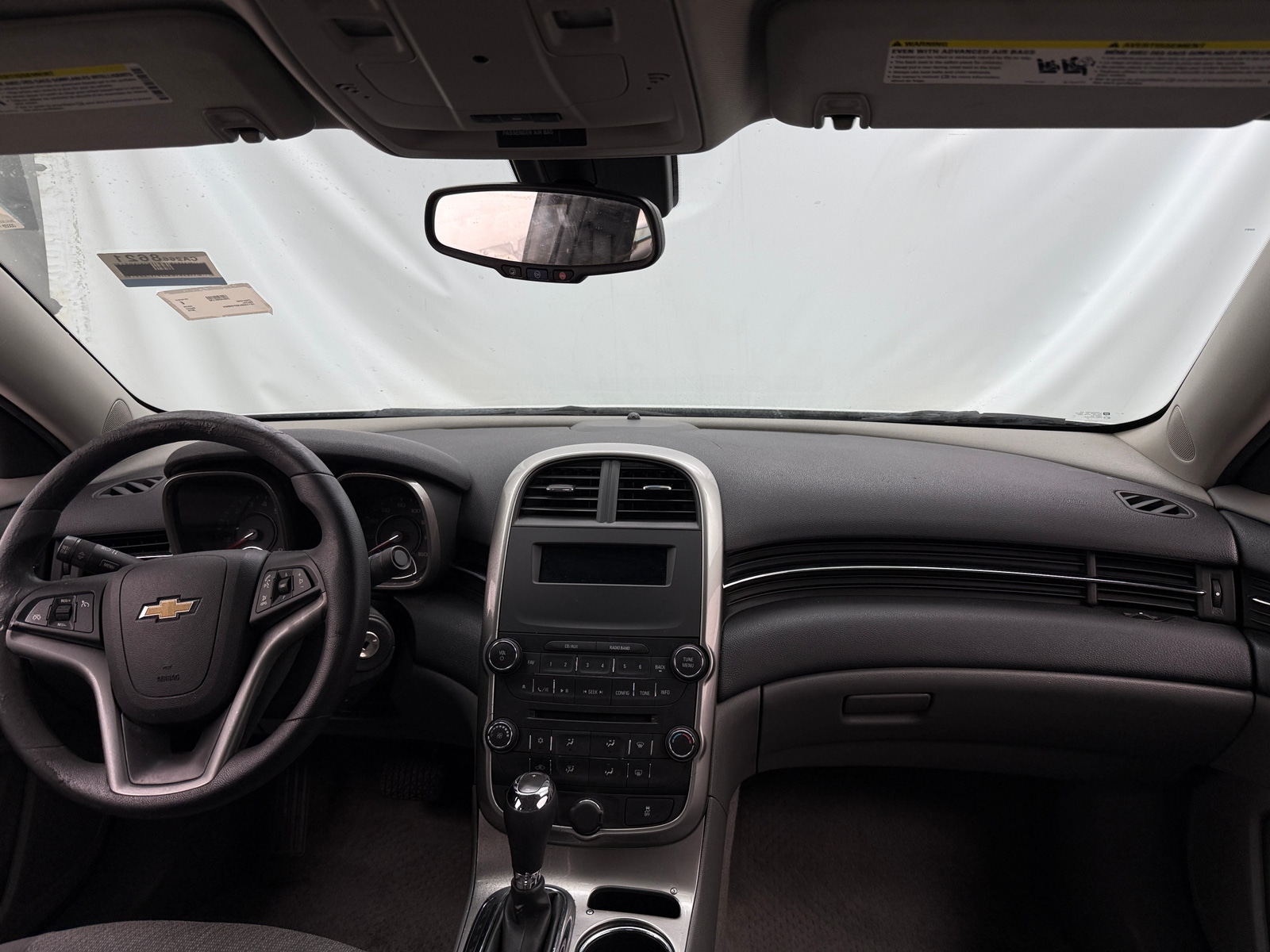 Thumbnail: 2014 Chevrolet Malibu - 3