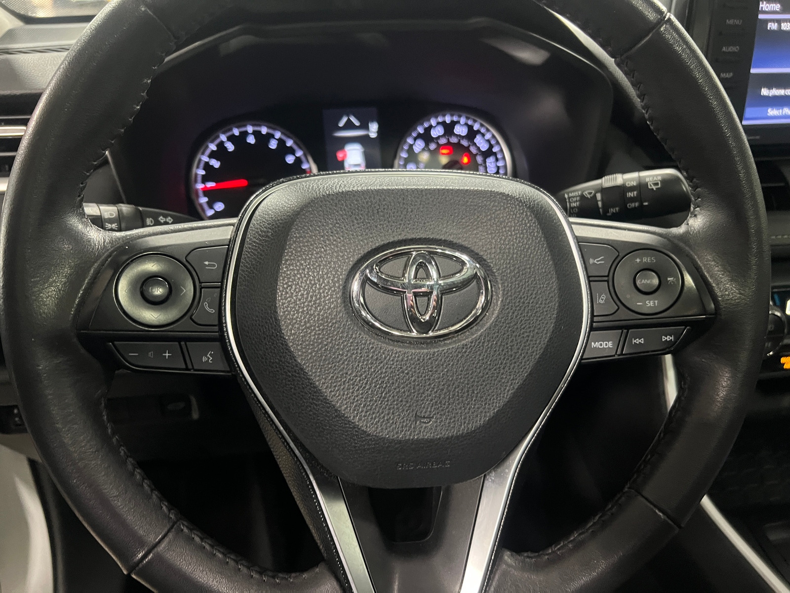 Thumbnail: 2022 Toyota RAV4 - 4