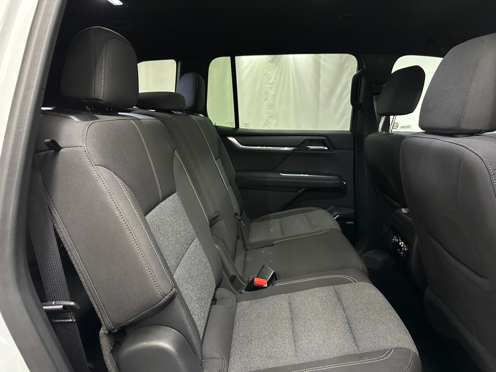 Thumbnail: 2025 GMC Acadia - 6