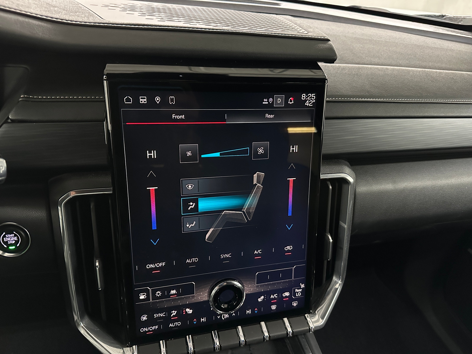 Thumbnail: 2025 GMC Acadia - 4