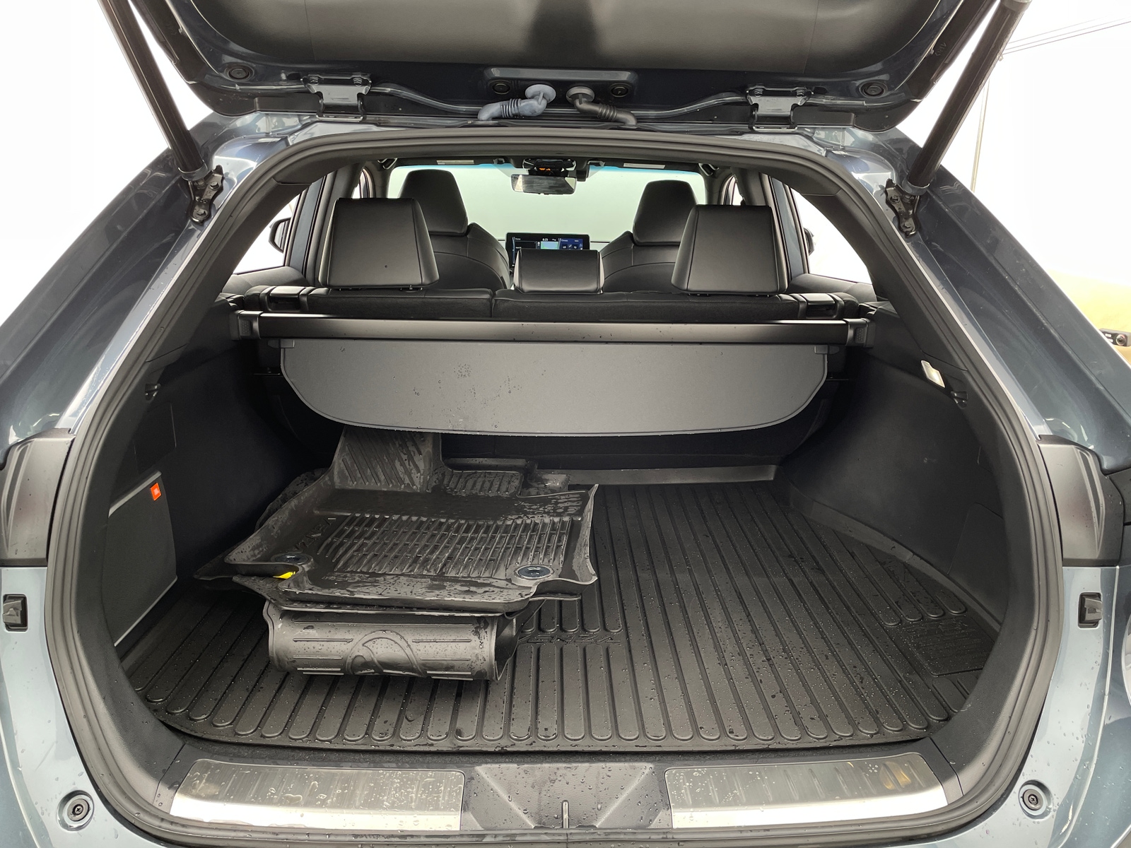 Thumbnail: 2022 Toyota Venza - 6