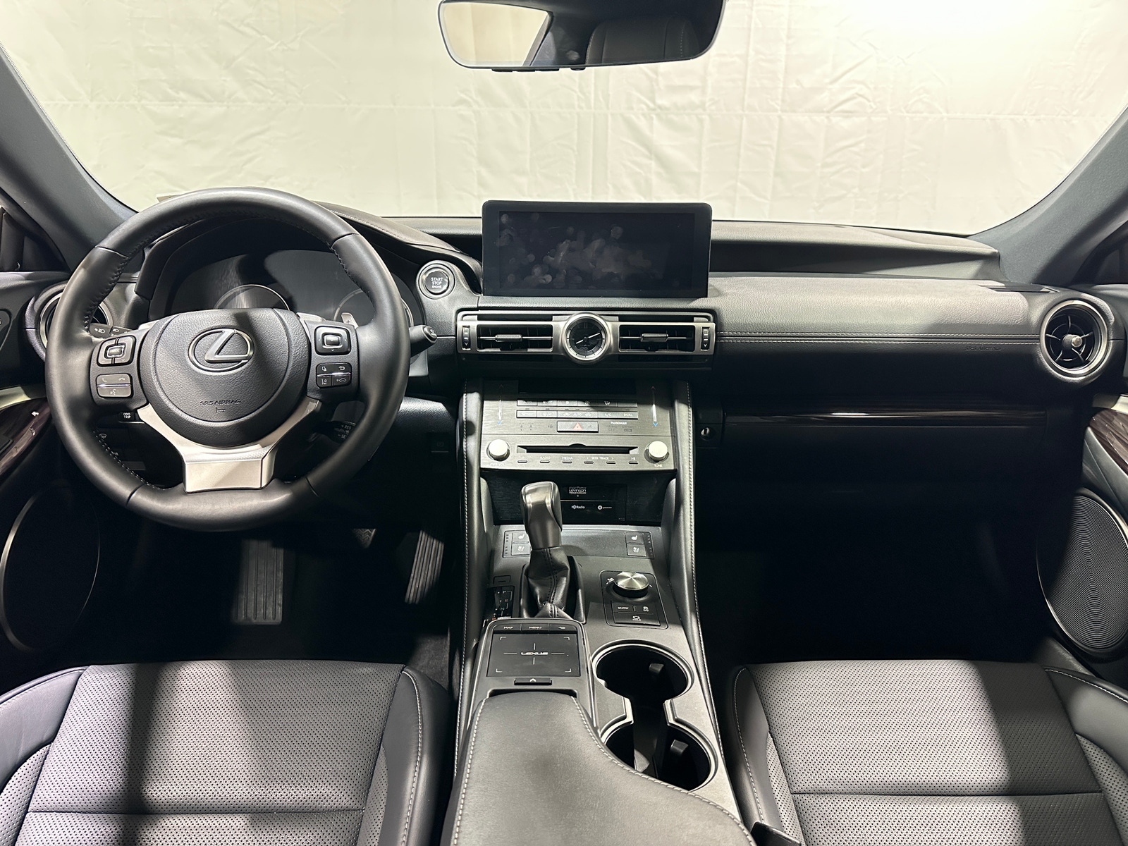 Thumbnail: 2023 Lexus RC - 2