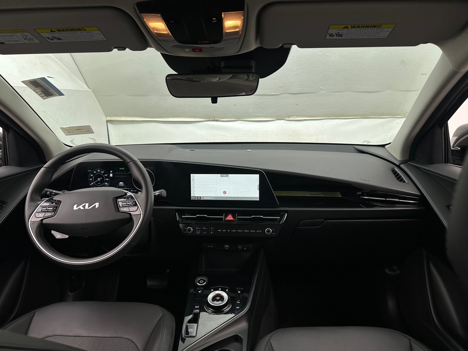 Thumbnail: 2023 Kia Niro - 3