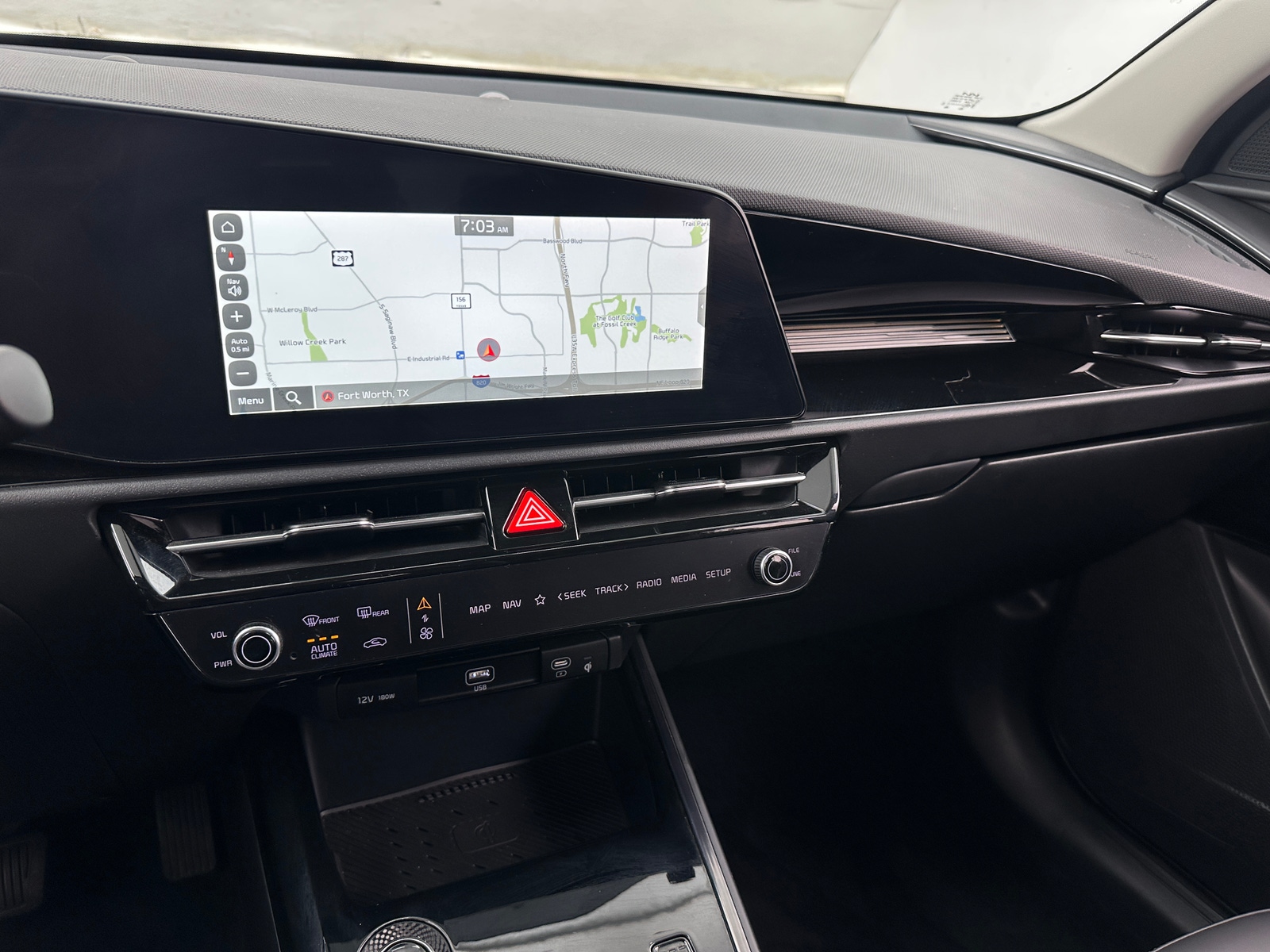 Thumbnail: 2023 Kia Niro - 4