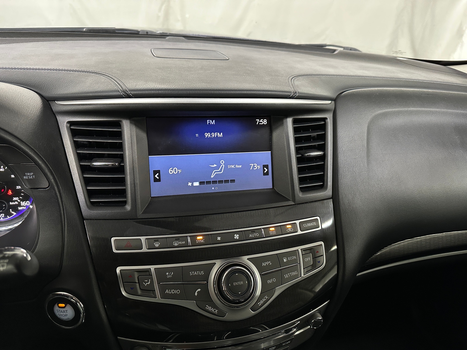 Thumbnail: 2019 INFINITI QX60 - 3