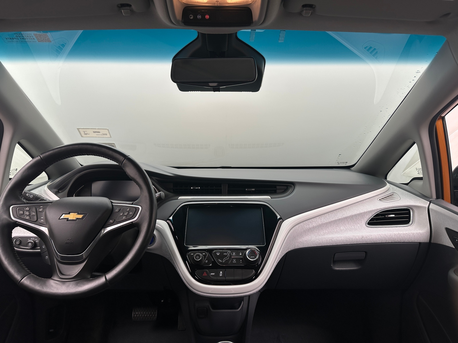 Thumbnail: 2017 Chevrolet Bolt EV - 2