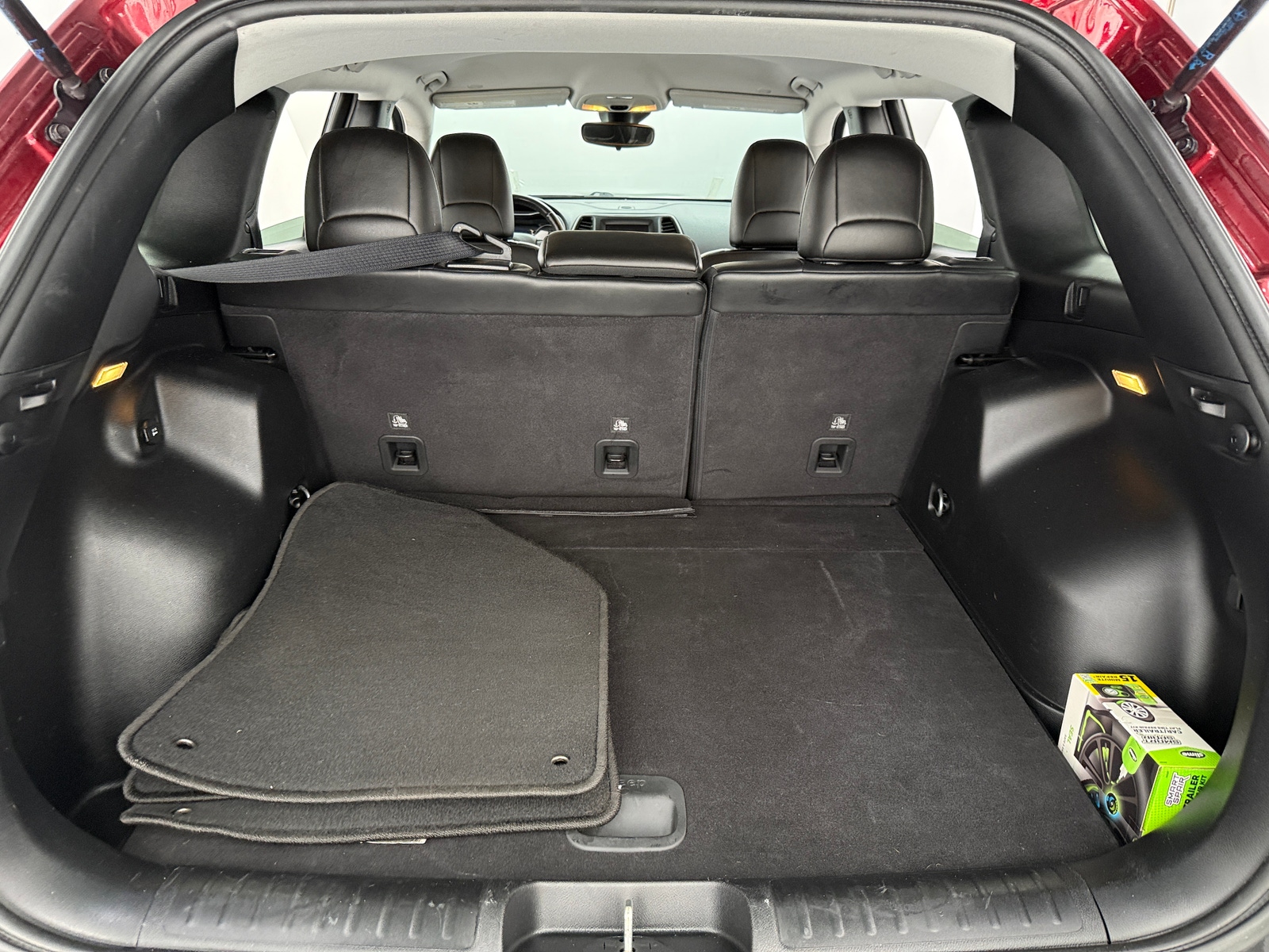 Thumbnail: 2021 Jeep Cherokee - 7