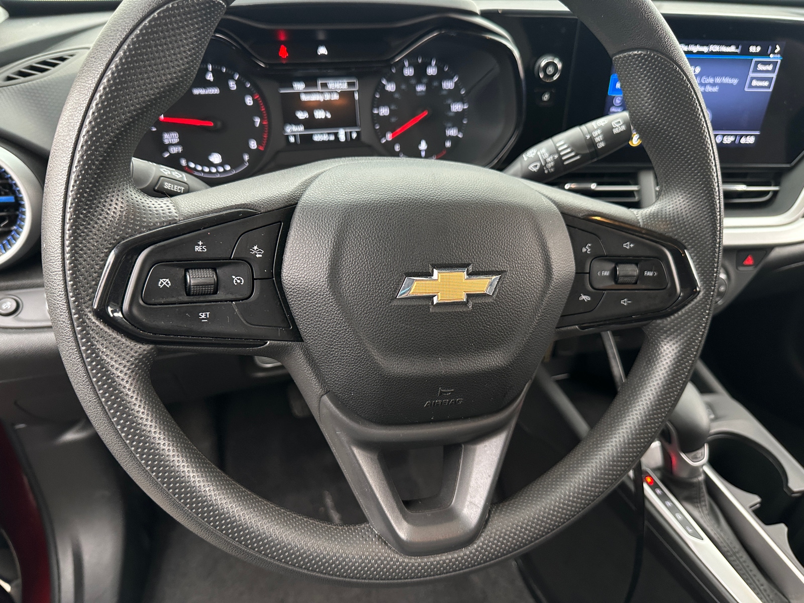 Thumbnail: 2024 Chevrolet Trax - 5