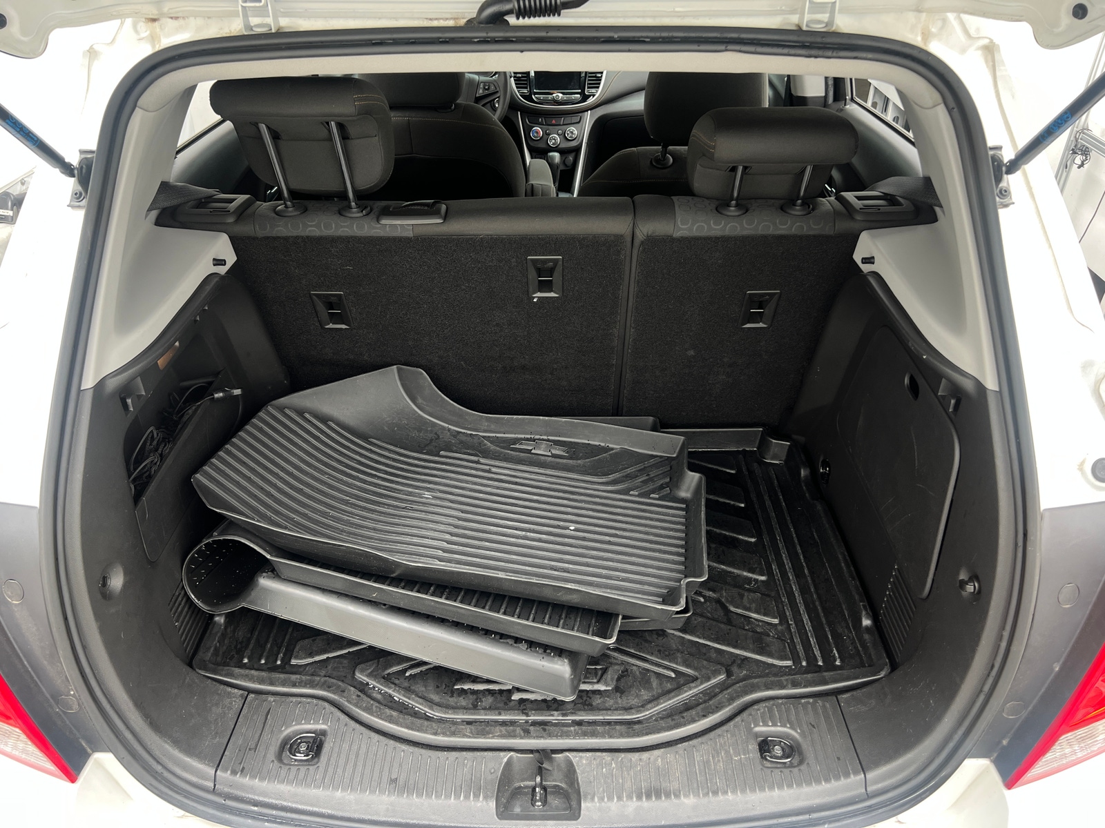 Thumbnail: 2022 Chevrolet Trax - 7