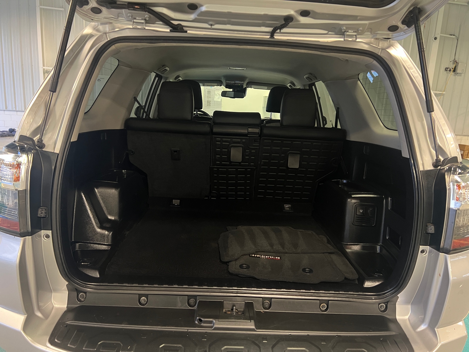 Thumbnail: 2022 Toyota 4Runner - 6