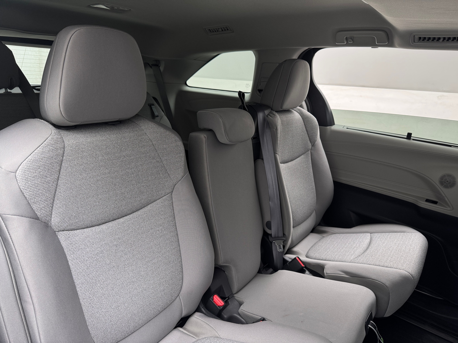 Thumbnail: 2024 Toyota Sienna - 6