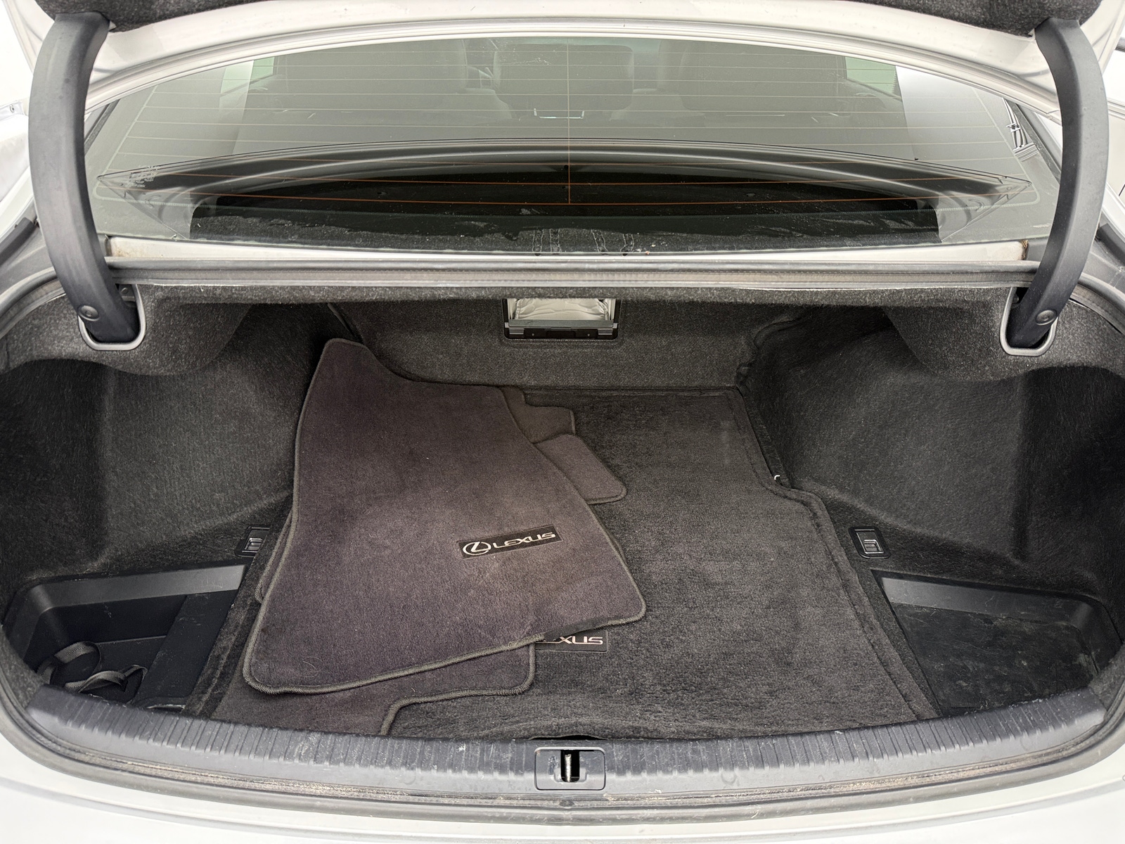 Thumbnail: 2012 Lexus IS - 6