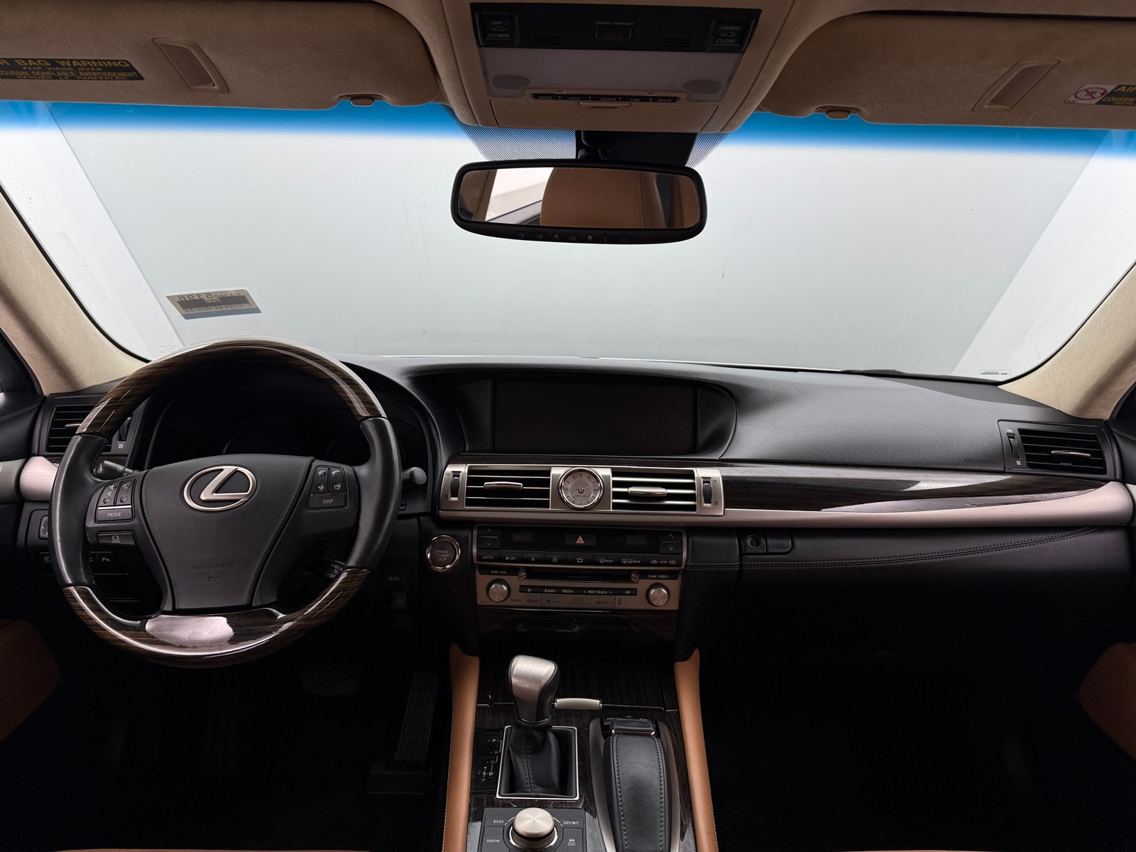 Thumbnail: 2015 Lexus LS - 2
